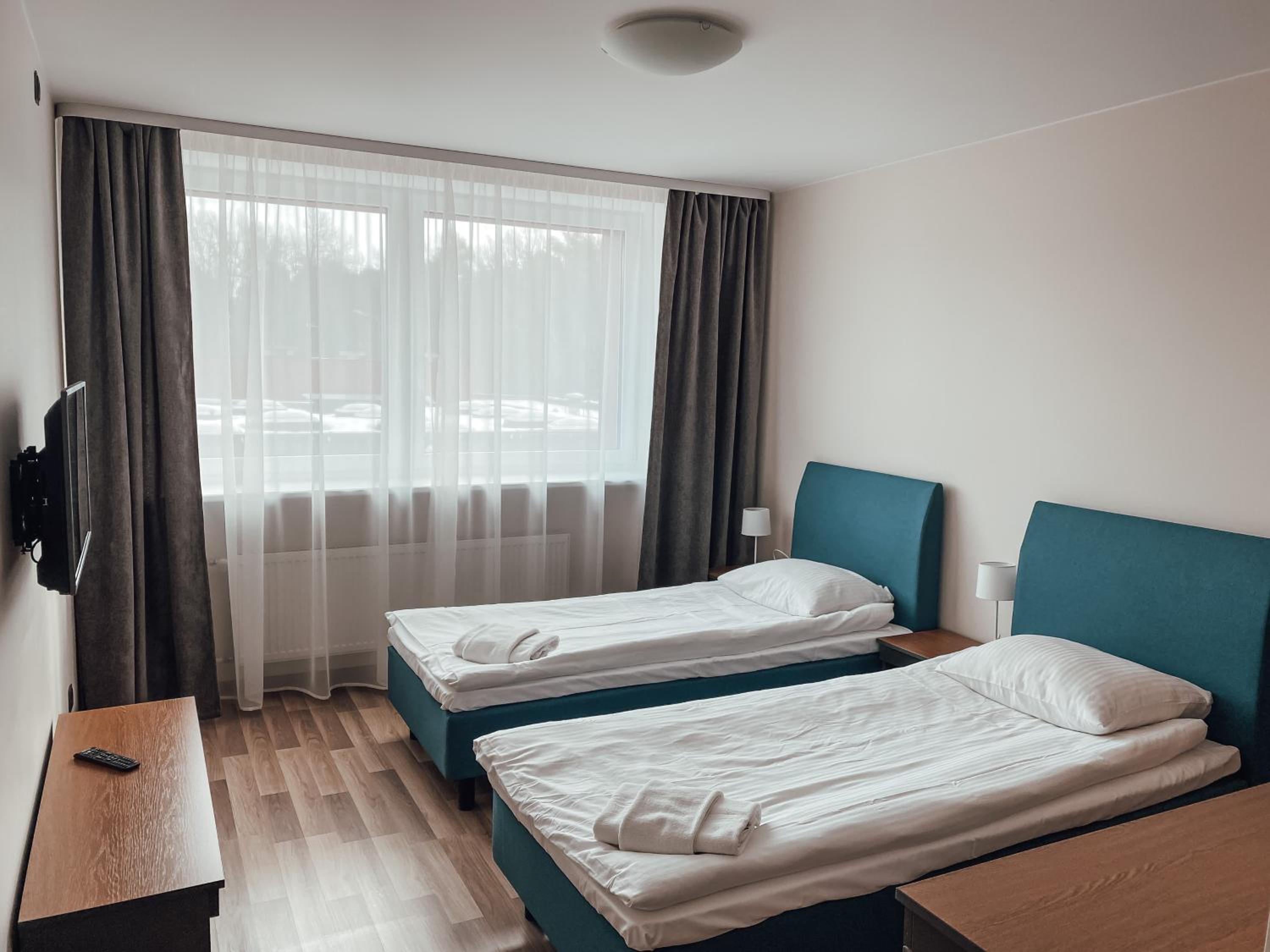Twin Room - Photo 2