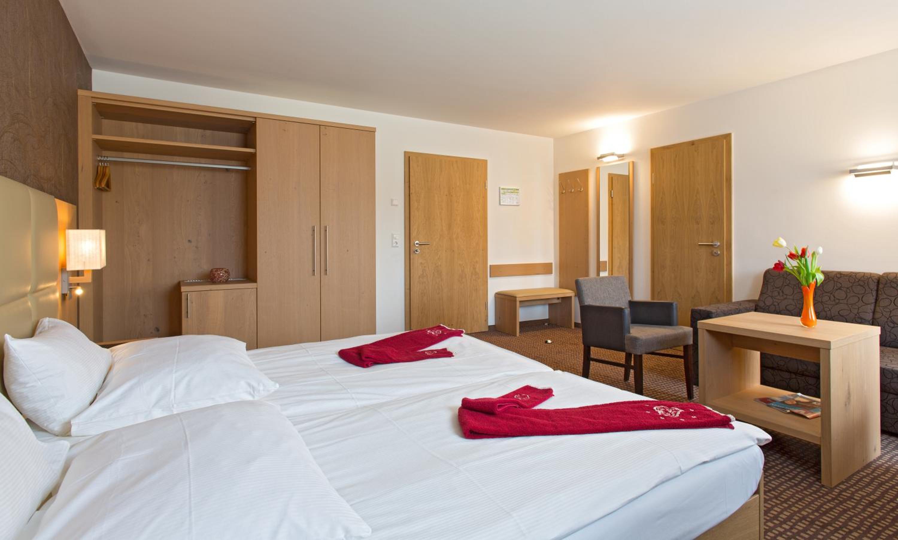 Hotel Park Double Room – Land Side - Photo 2