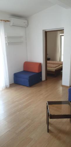 Two-Bedroom Apartment photo 2