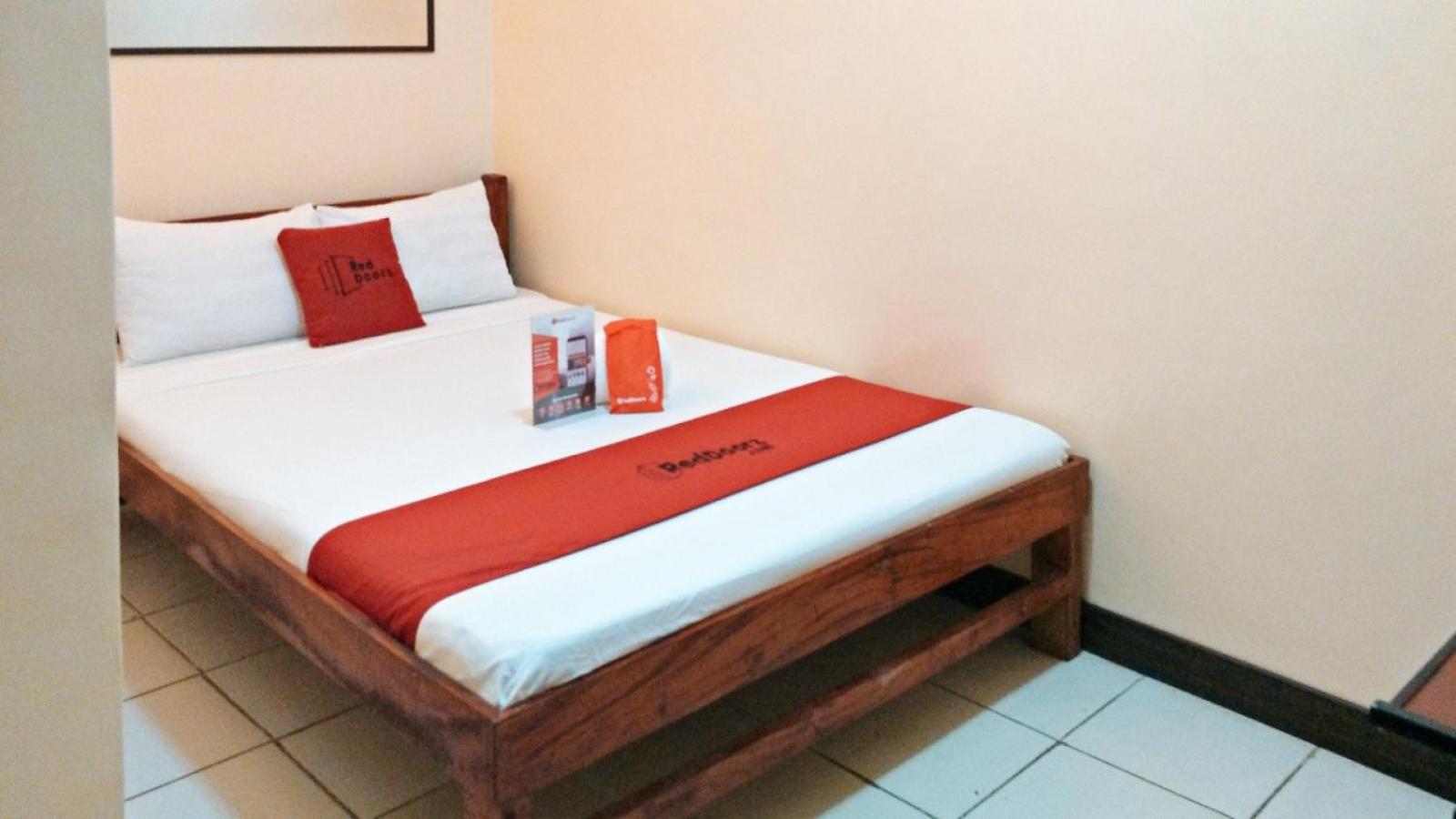 Double Room - Photo 6