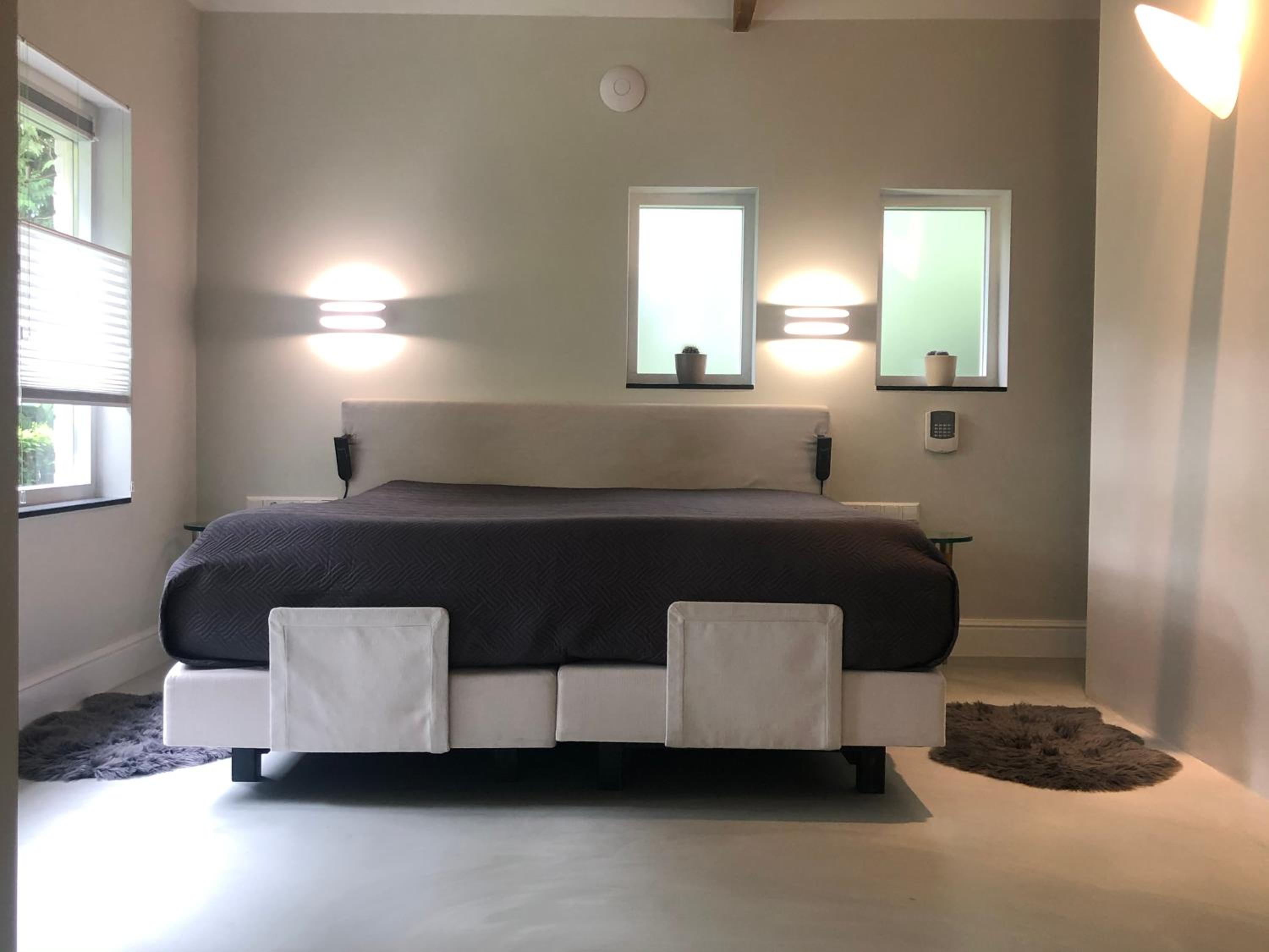 Deluxe Suite - Photo 6