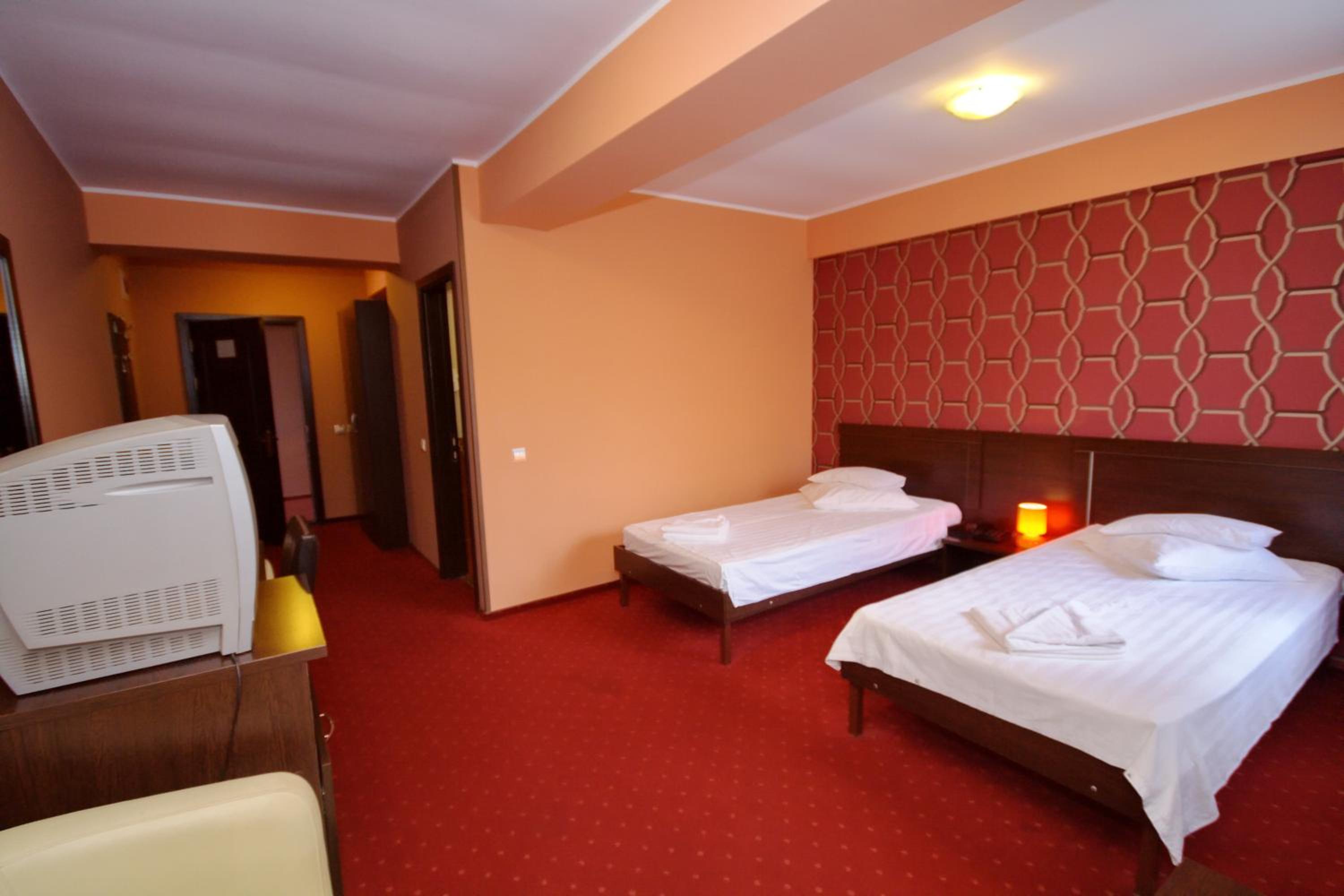 Triple Room - Photo 6