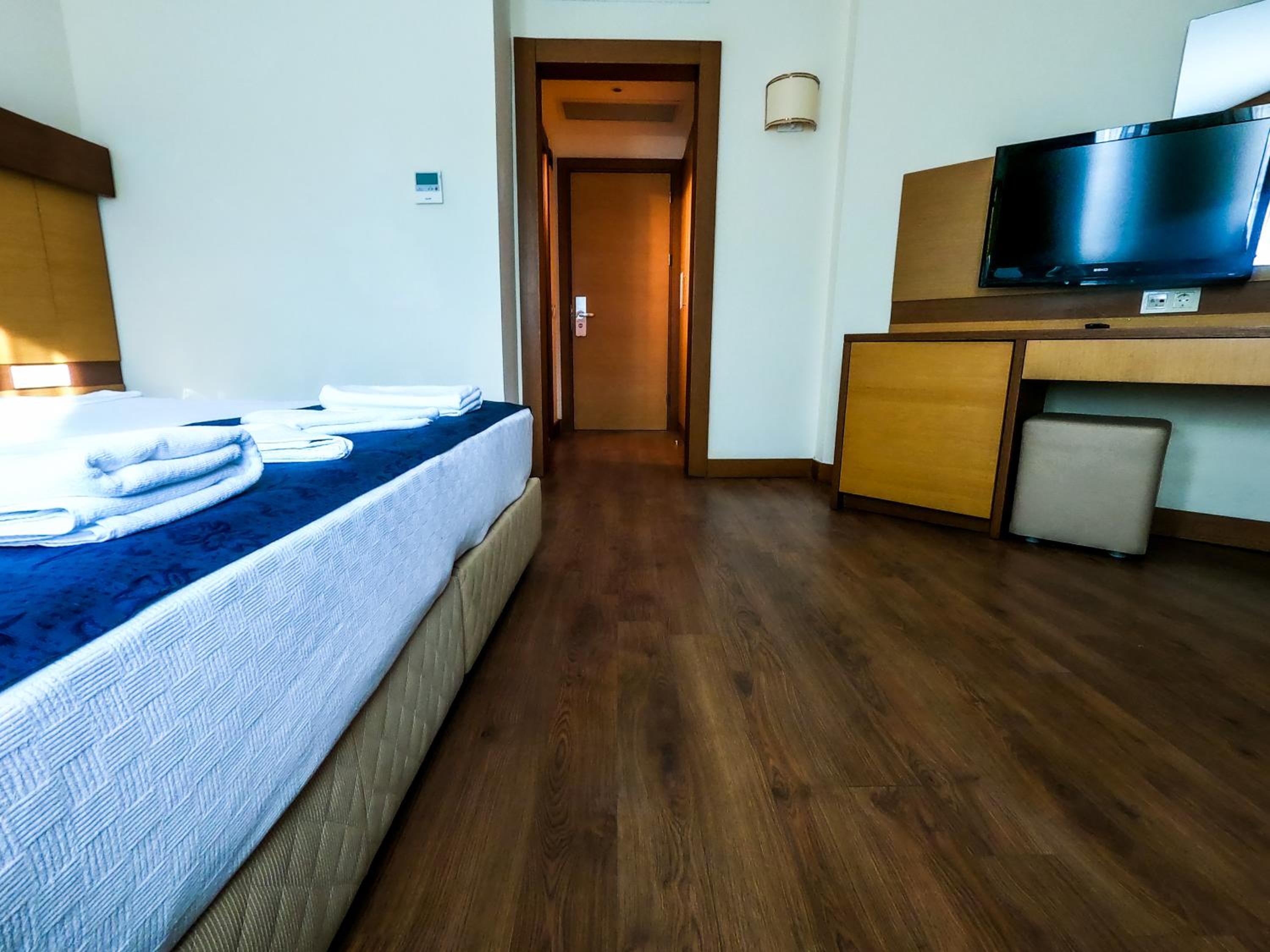 Standard Double Room photo 3