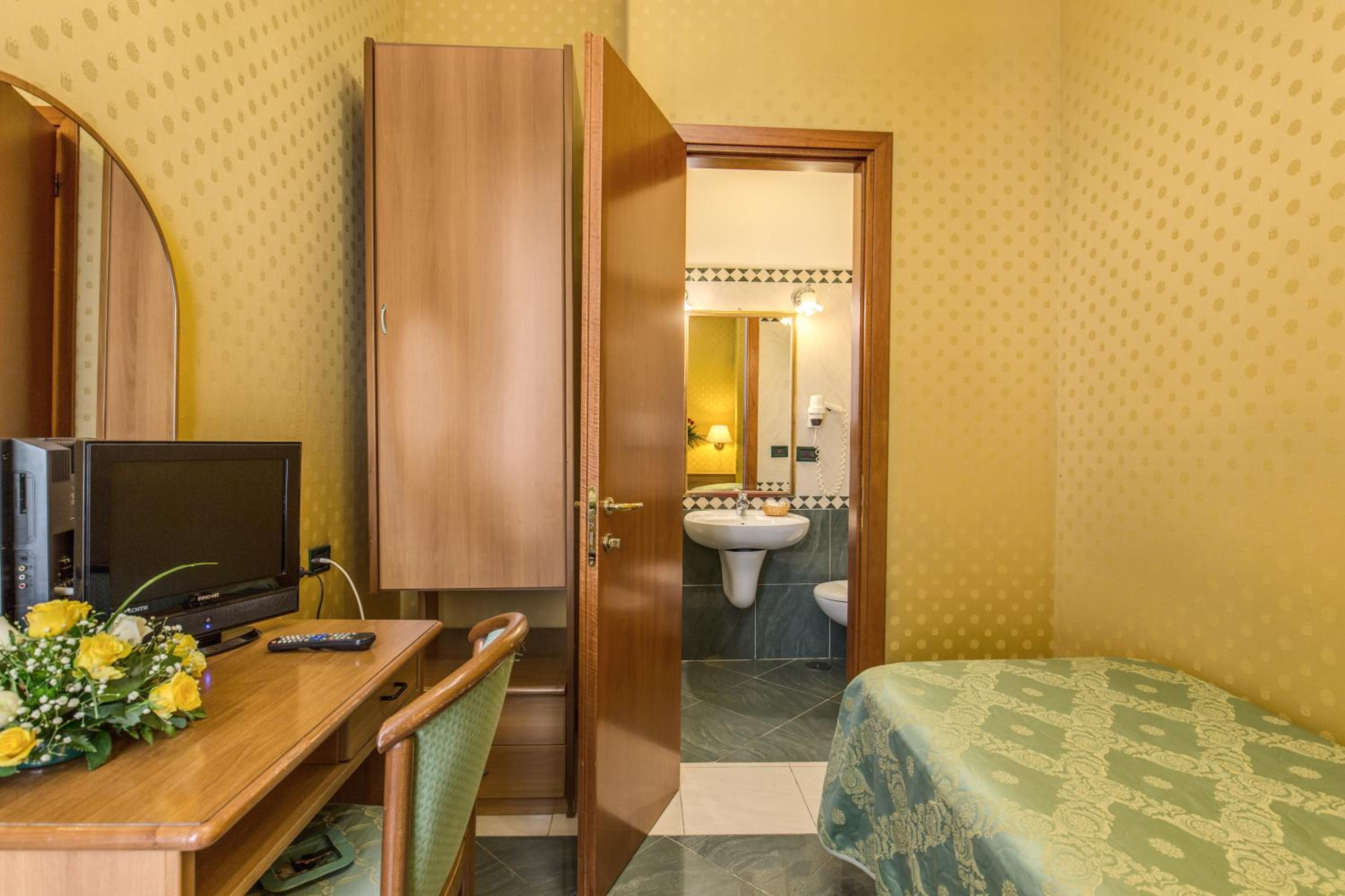 Single Room