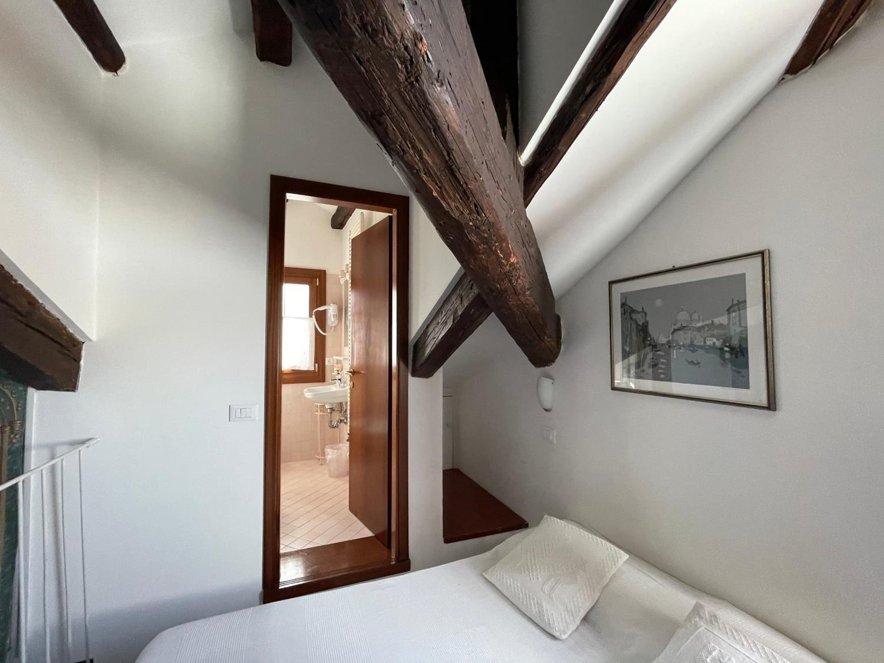 Superior Double Room photo 1