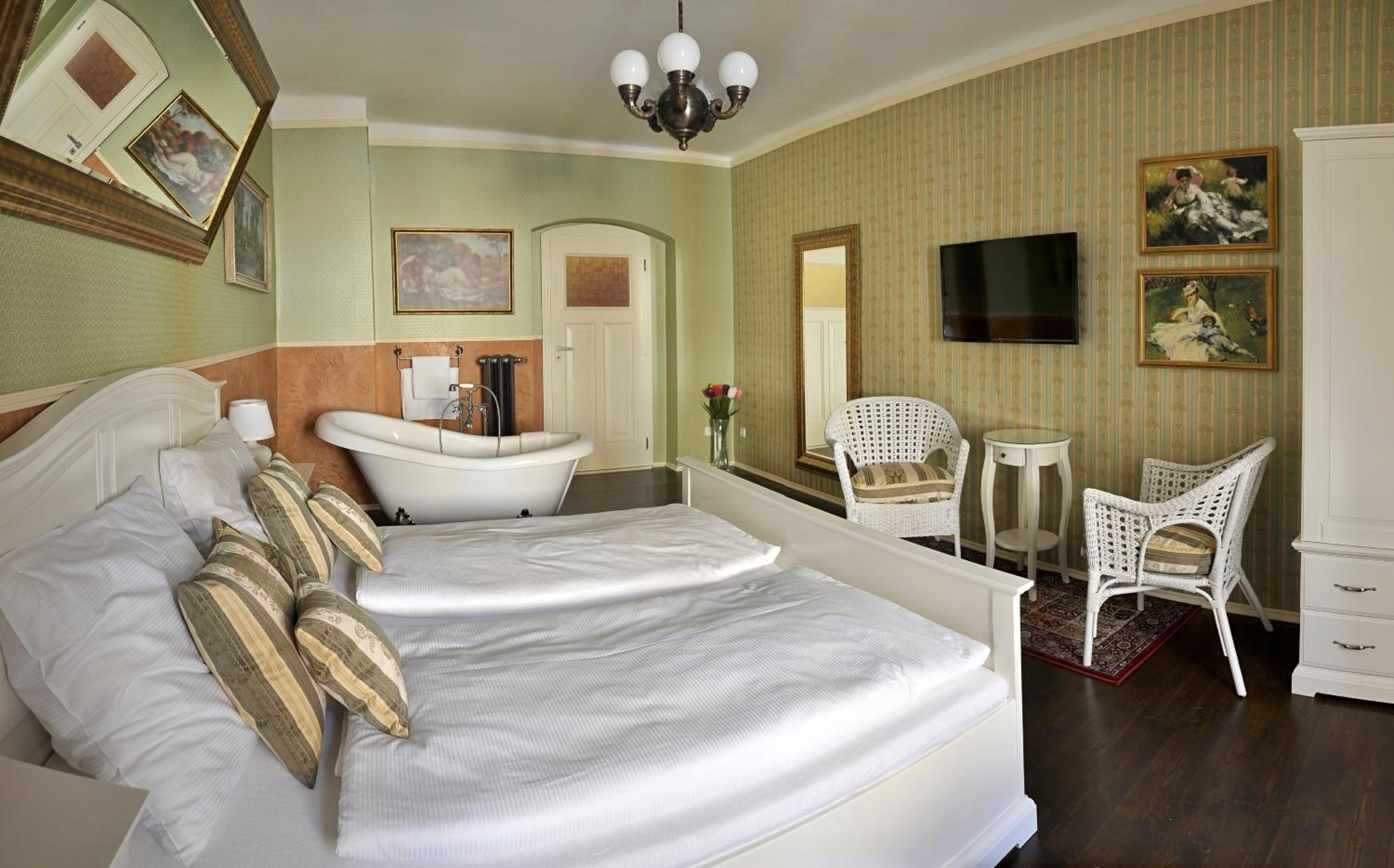 Grand Deluxe Double Room photo 2