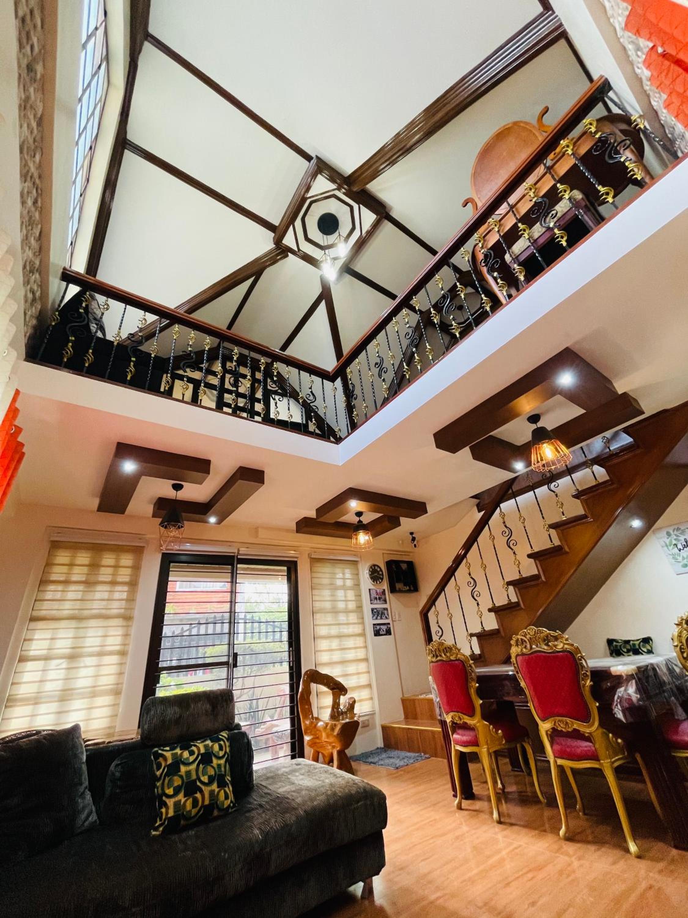 Three-Bedroom House - Photo 23