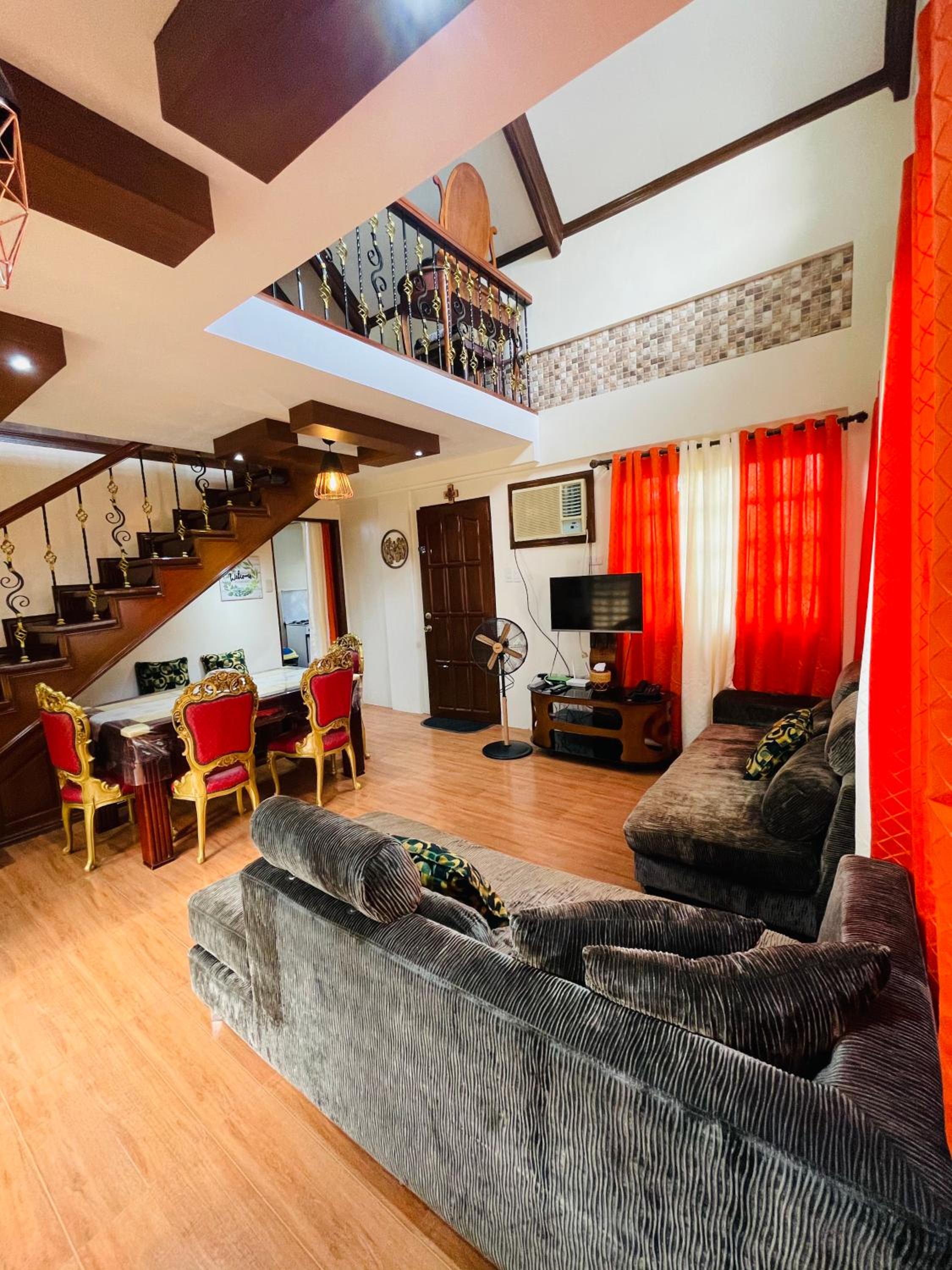 Three-Bedroom House - Photo 28