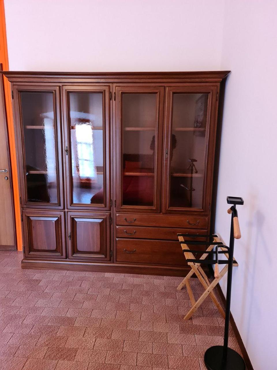 Budget Twin Room photo 2