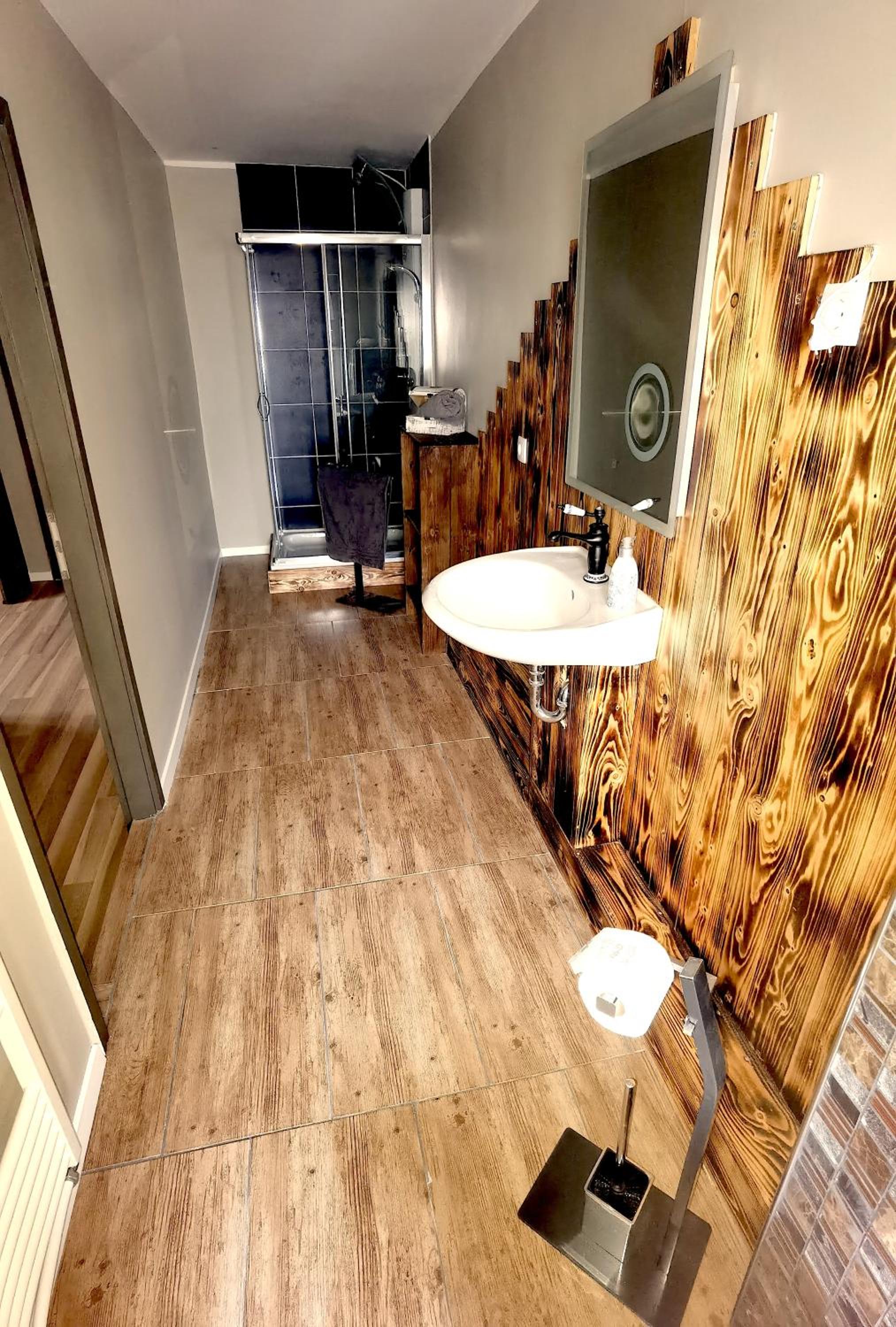 Deluxe Triple Room photo 2