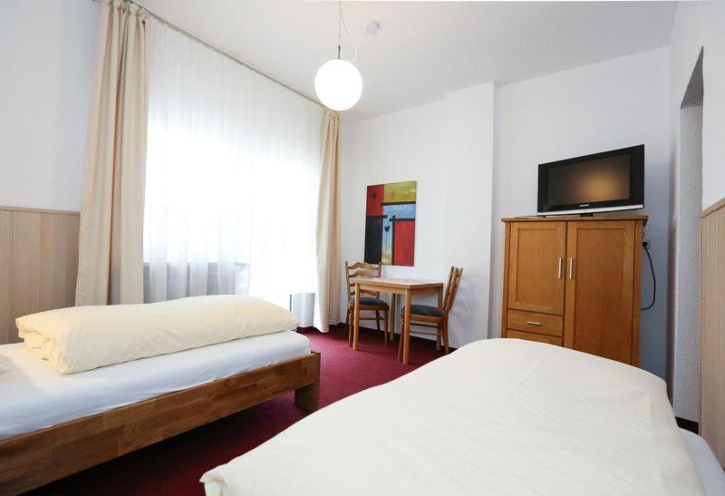 Double Room with Balcony photo 3
