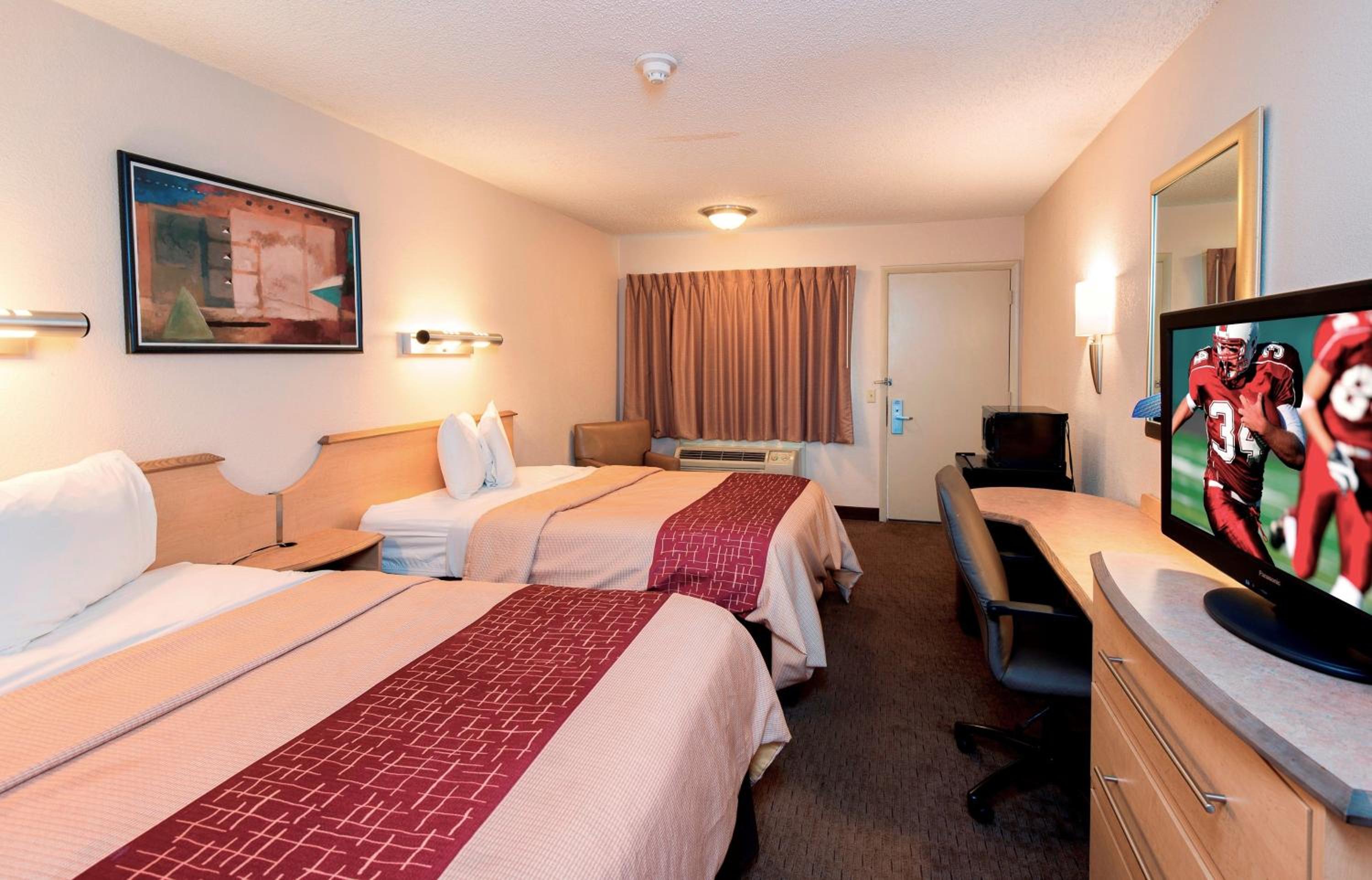Deluxe Room with Two Double Beds Smoke Free - Photo 1