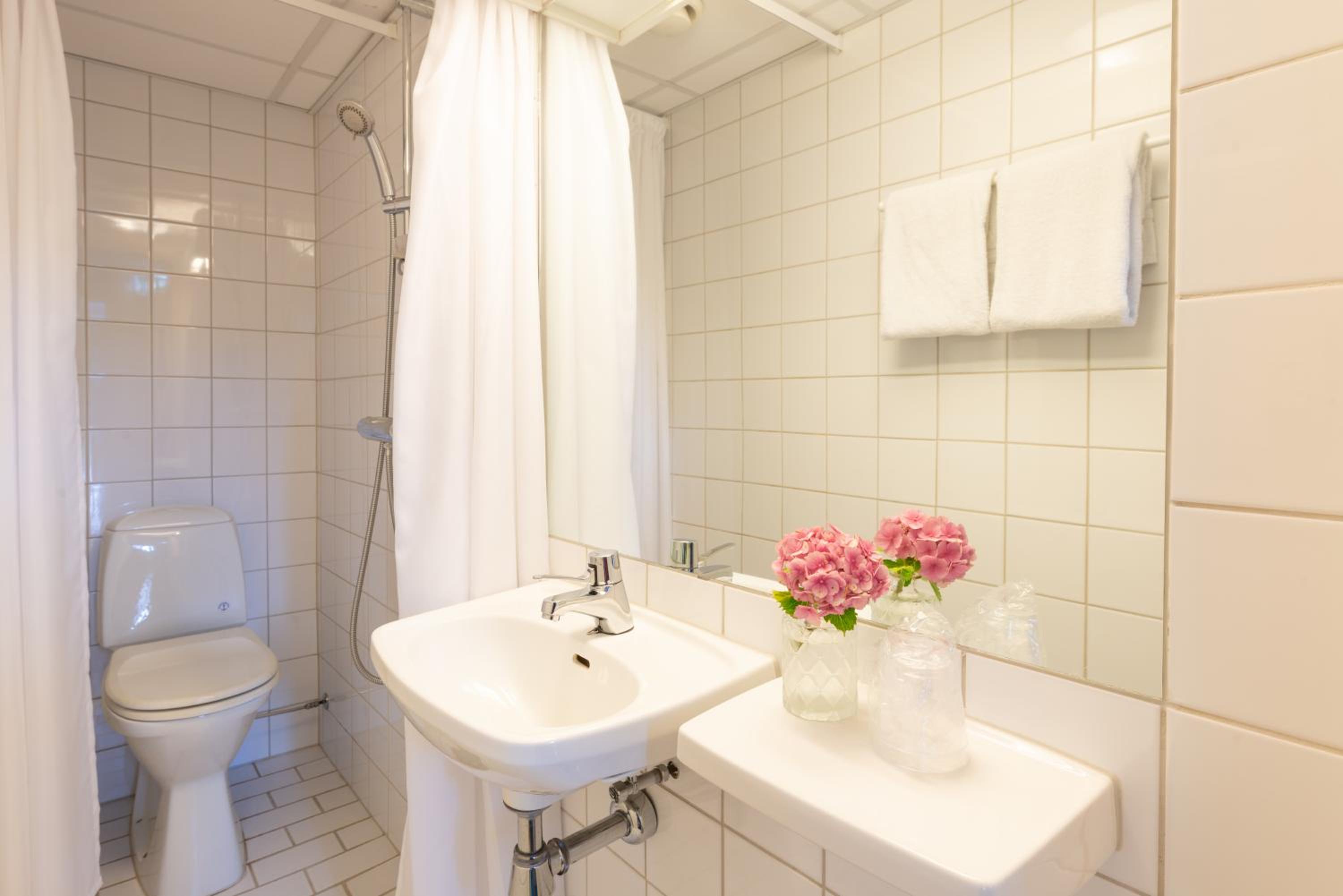 Double Room with Private External Bathroom photo 3