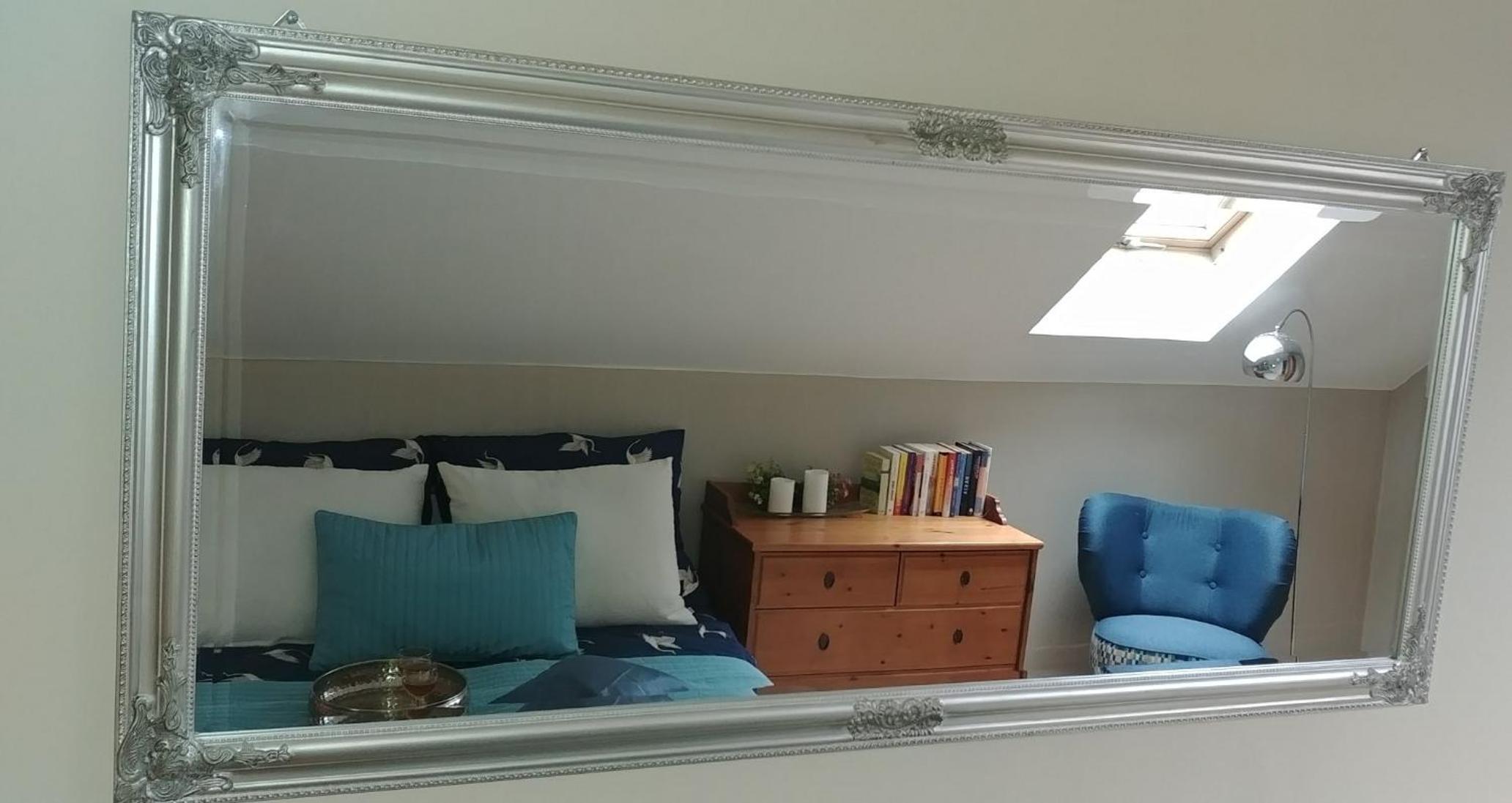 One-Bedroom Apartment - Photo 1