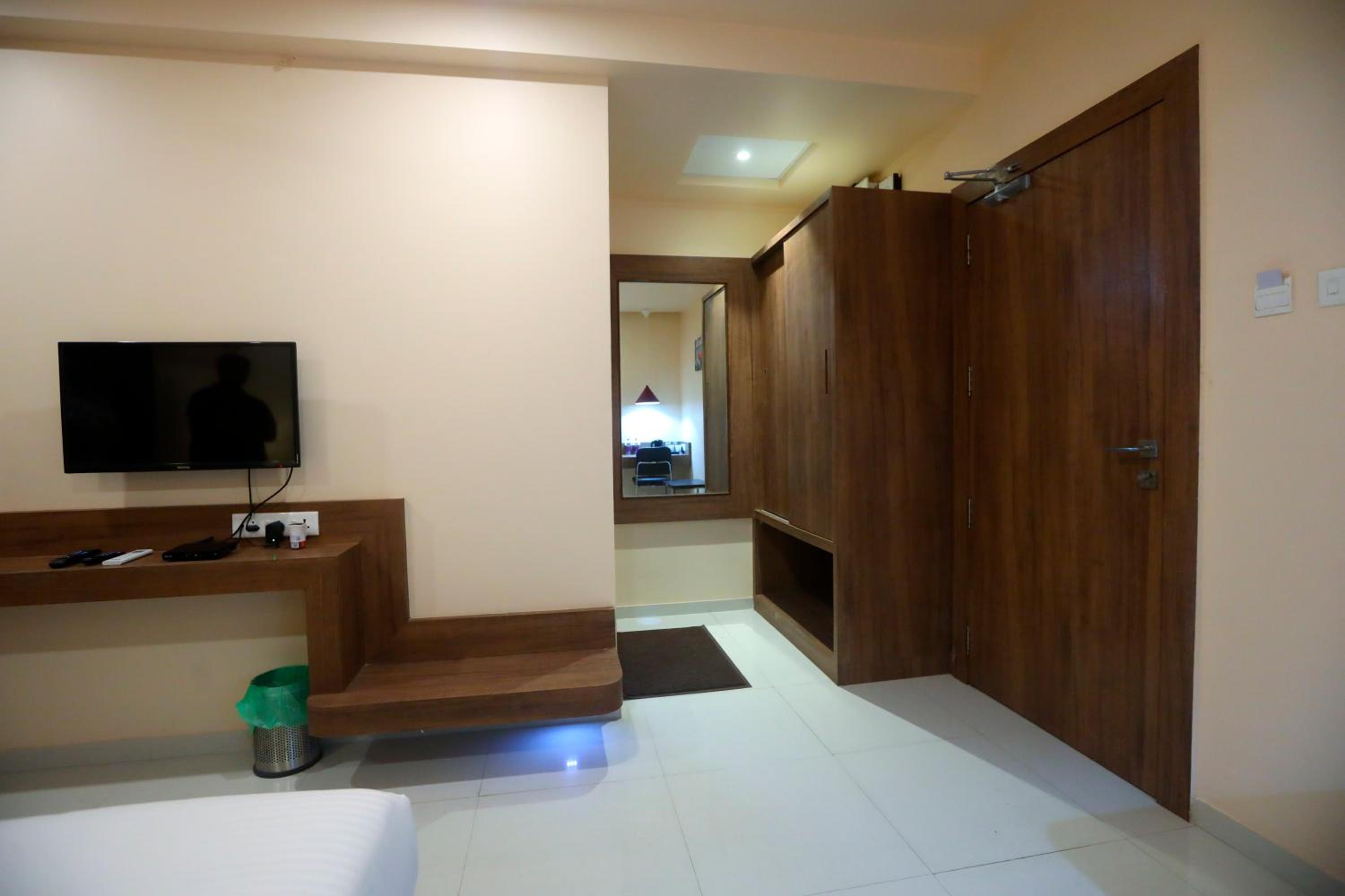 Superior King Room photo 3