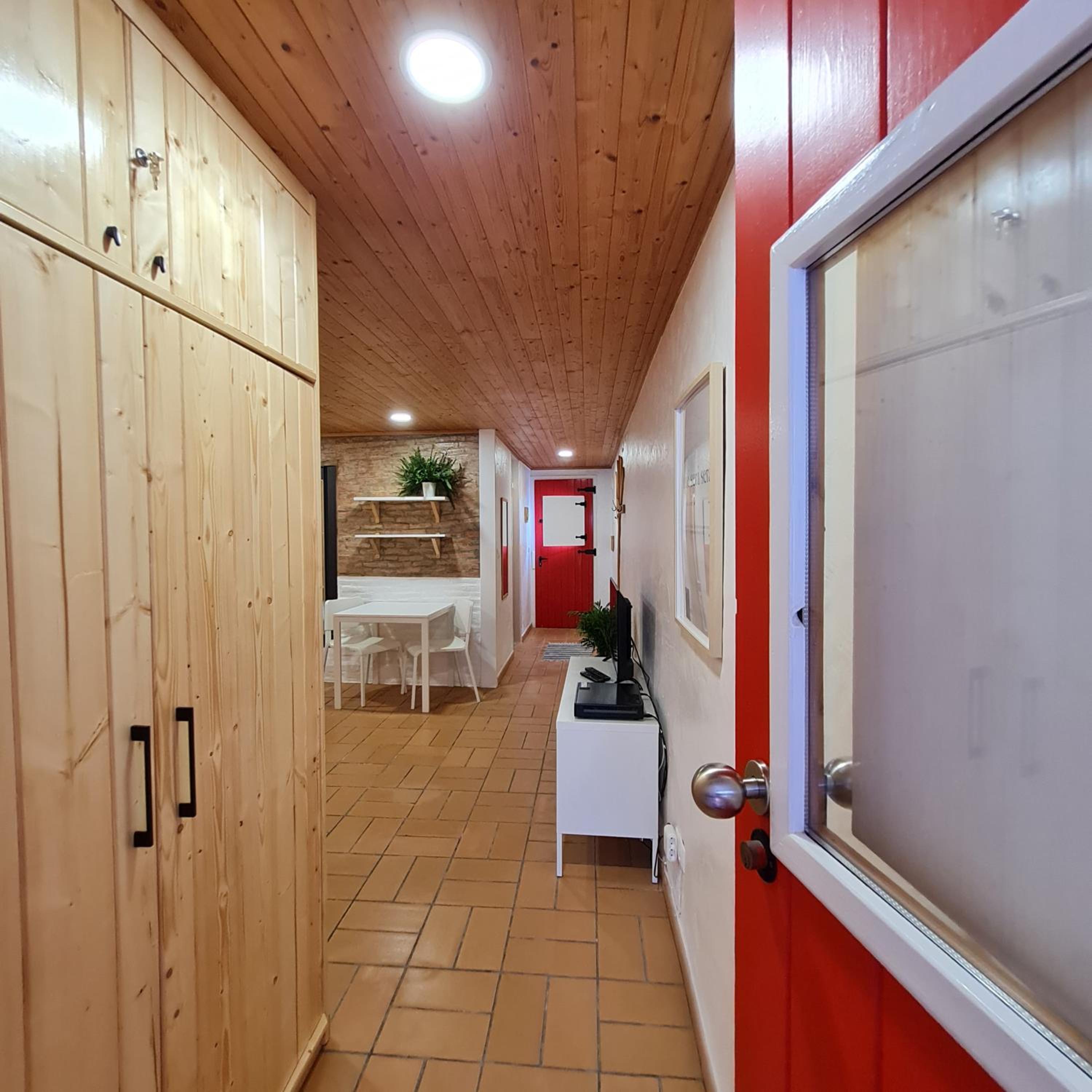 One-Bedroom House photo 2