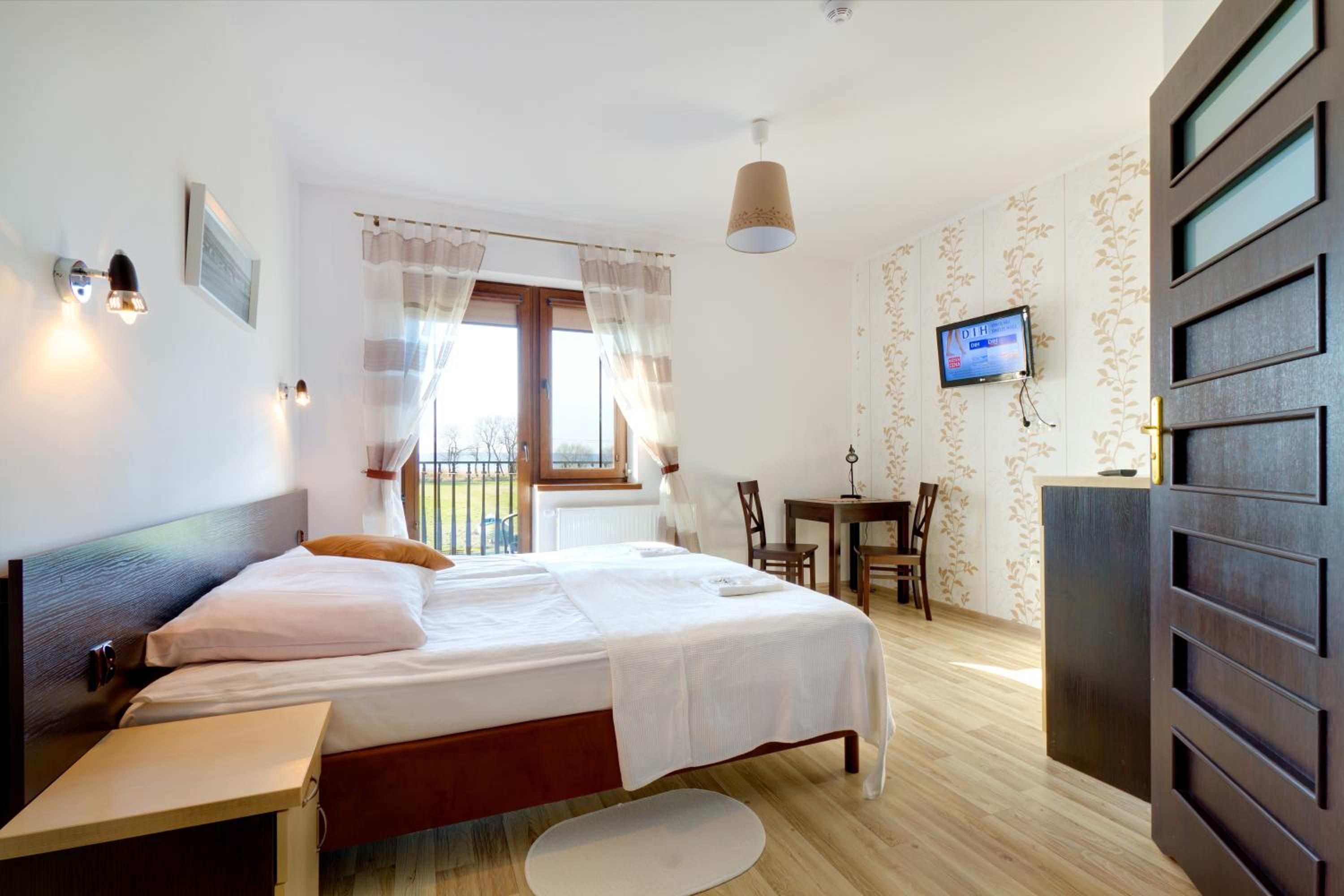 Twin Room with Lake View