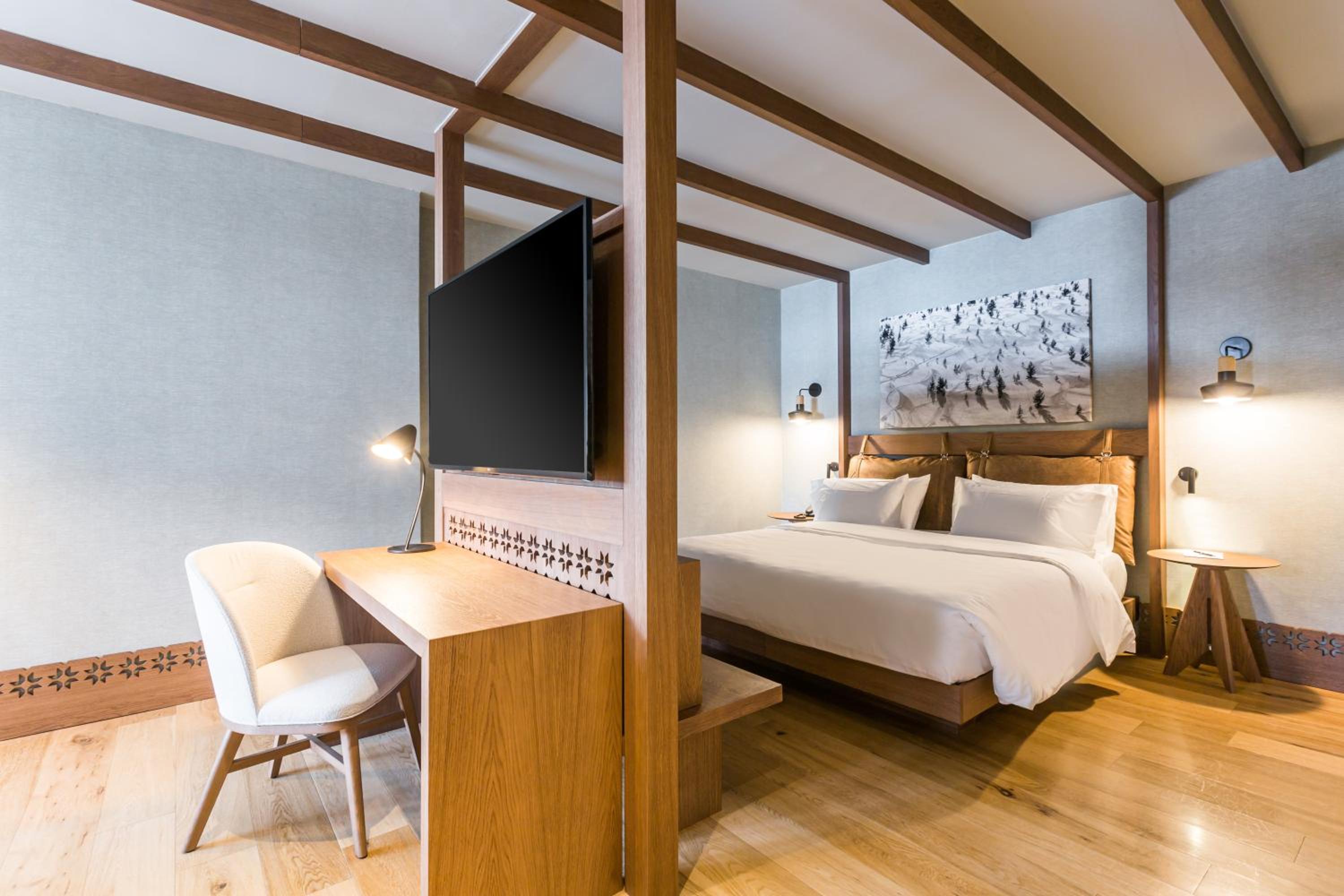 Premier Suite with Dolomites View - Photo 6