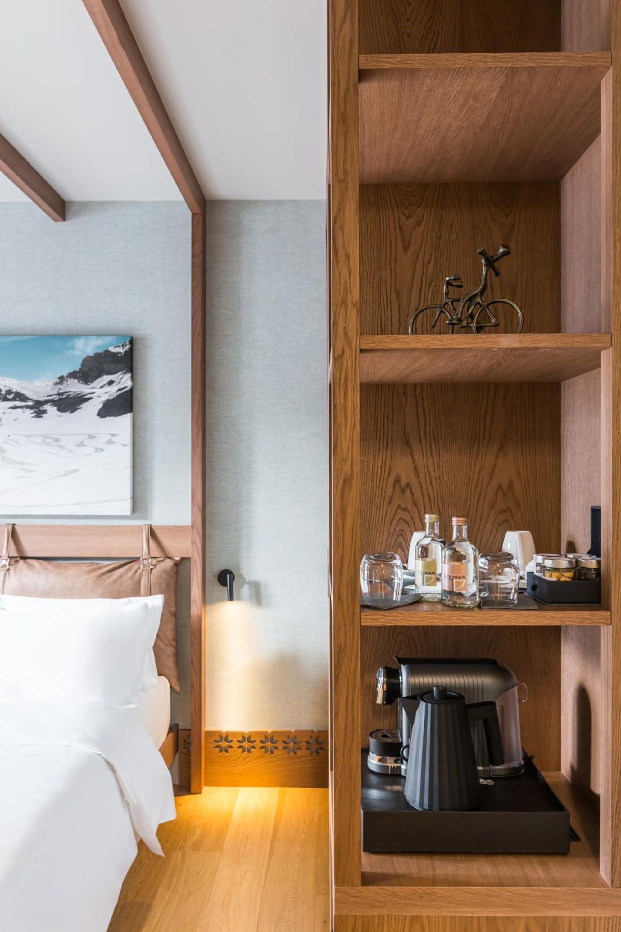 Collection Superior Room with Dolomites View - Photo 3