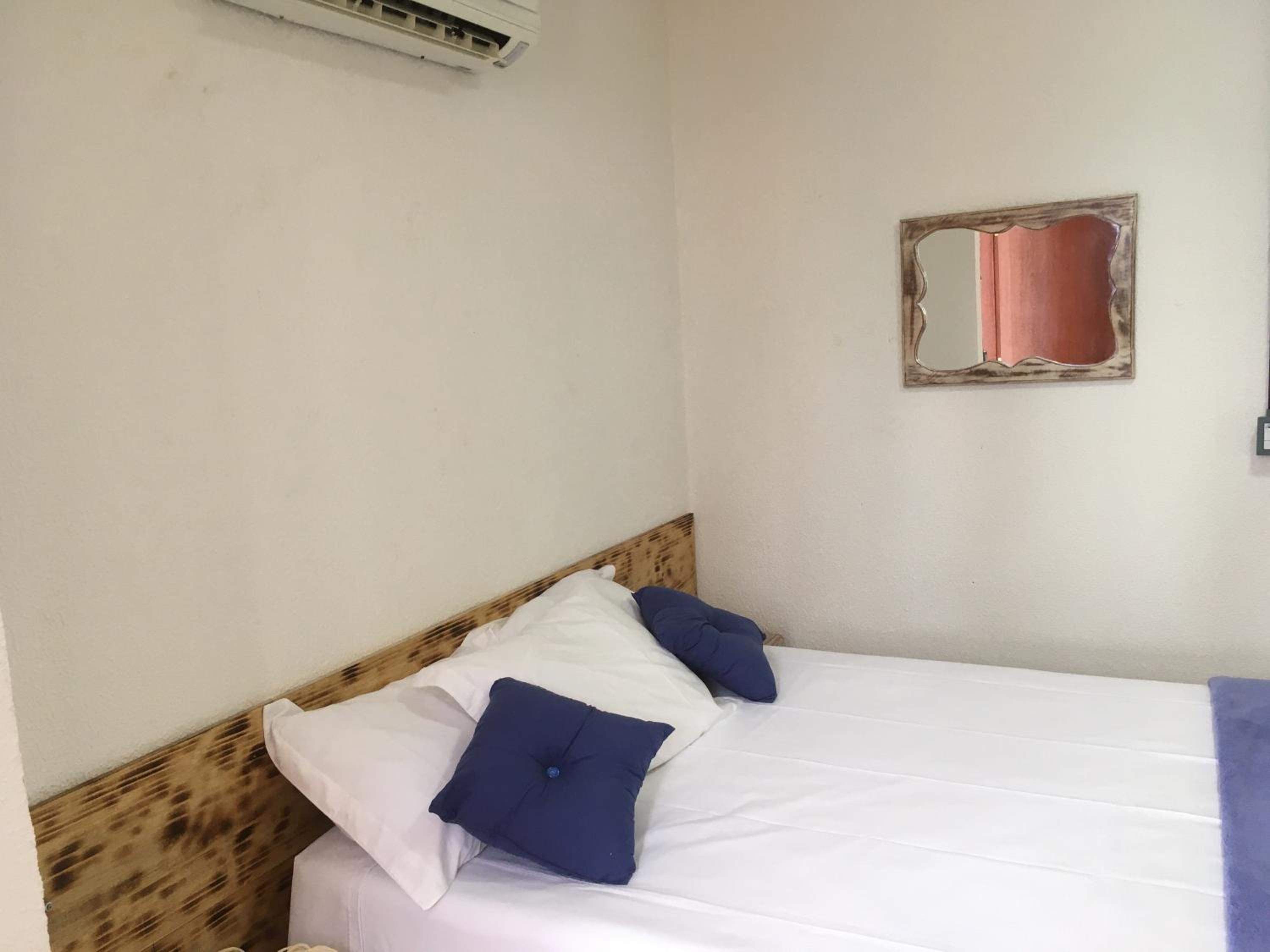 Deluxe Quadruple Room - Photo 6