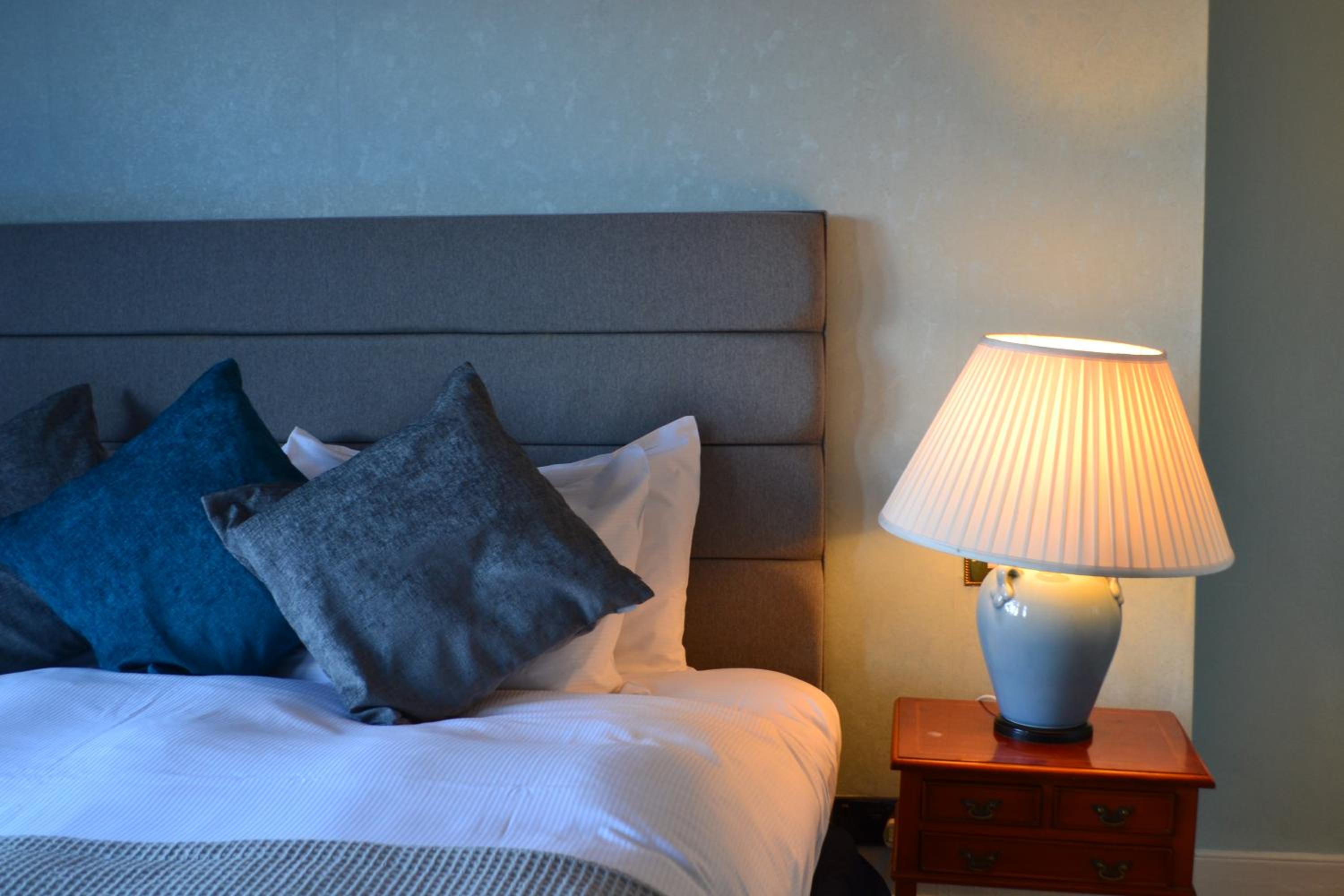 Luxury Suite - Photo 7