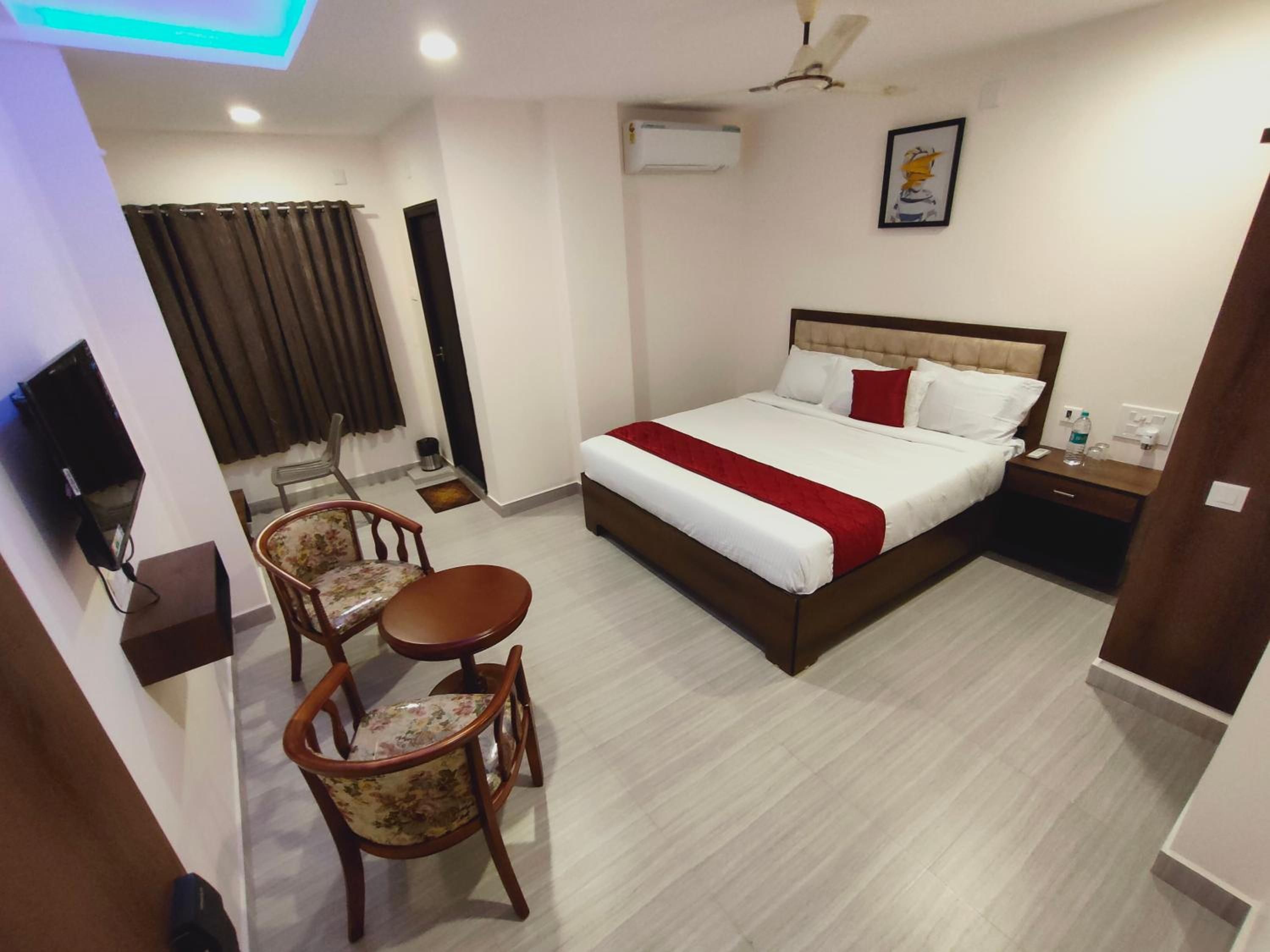 Deluxe Double Room - Photo 7