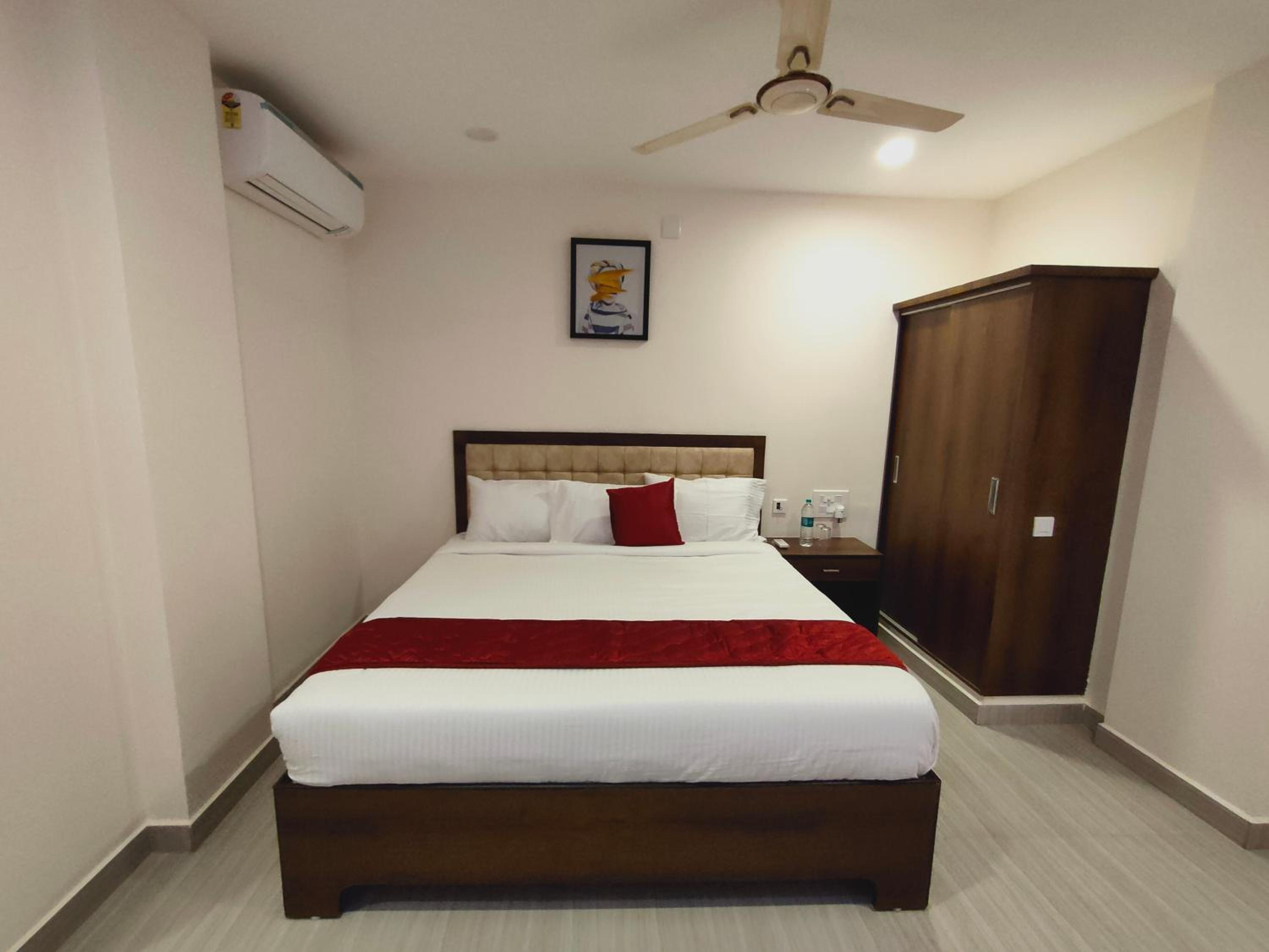 Deluxe Double Room - Photo 5