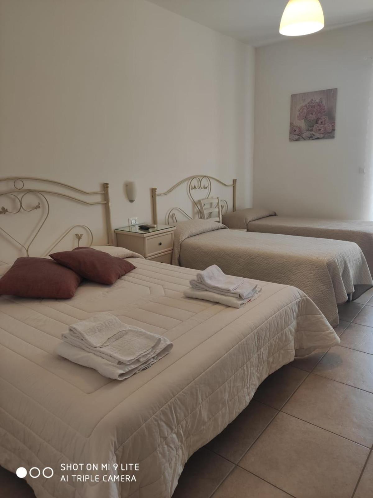 Quadruple Room with Balcony photo 1