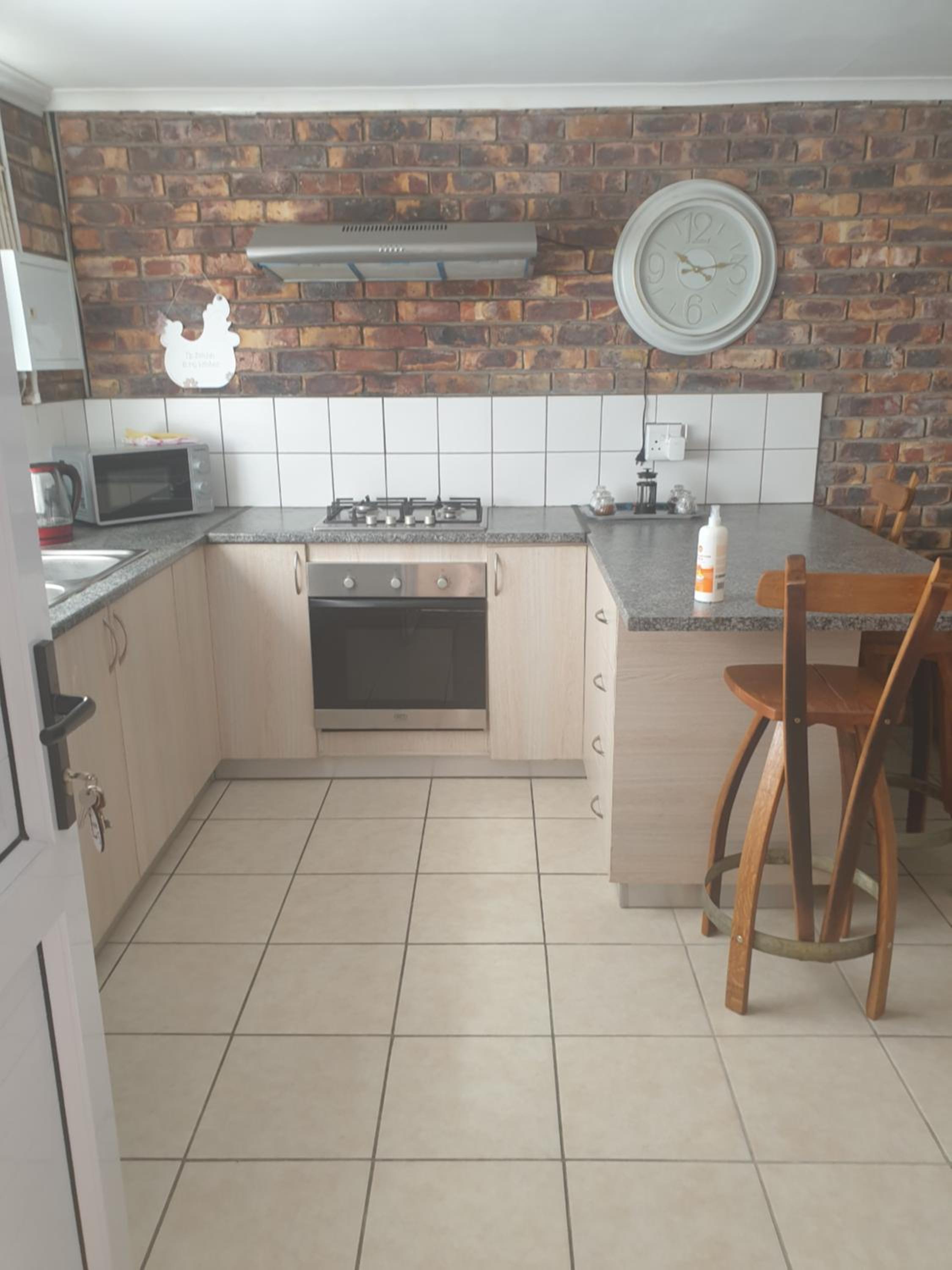 Apartment - Ground Floor - Photo 4