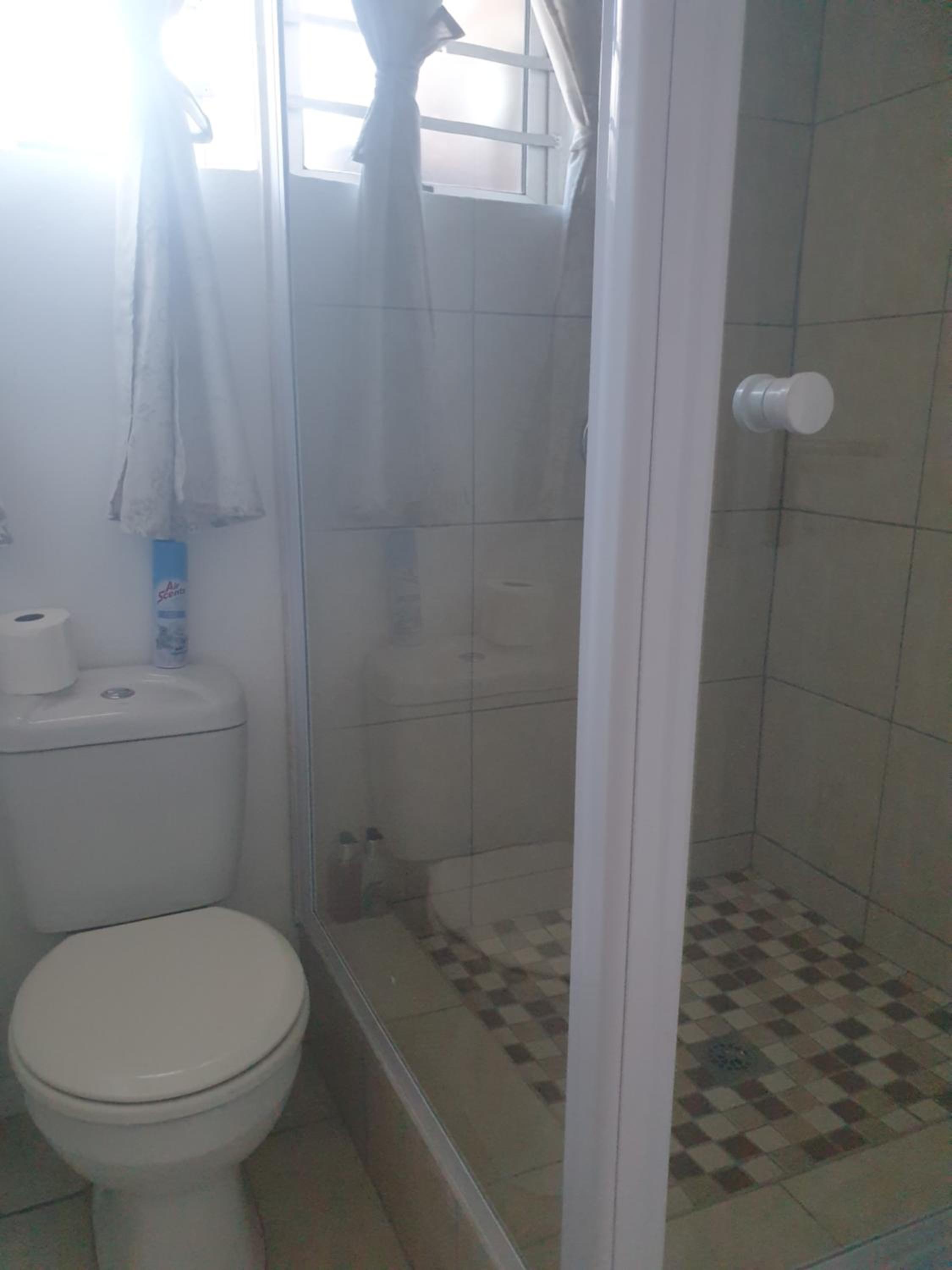 Apartment - Ground Floor - Photo 2