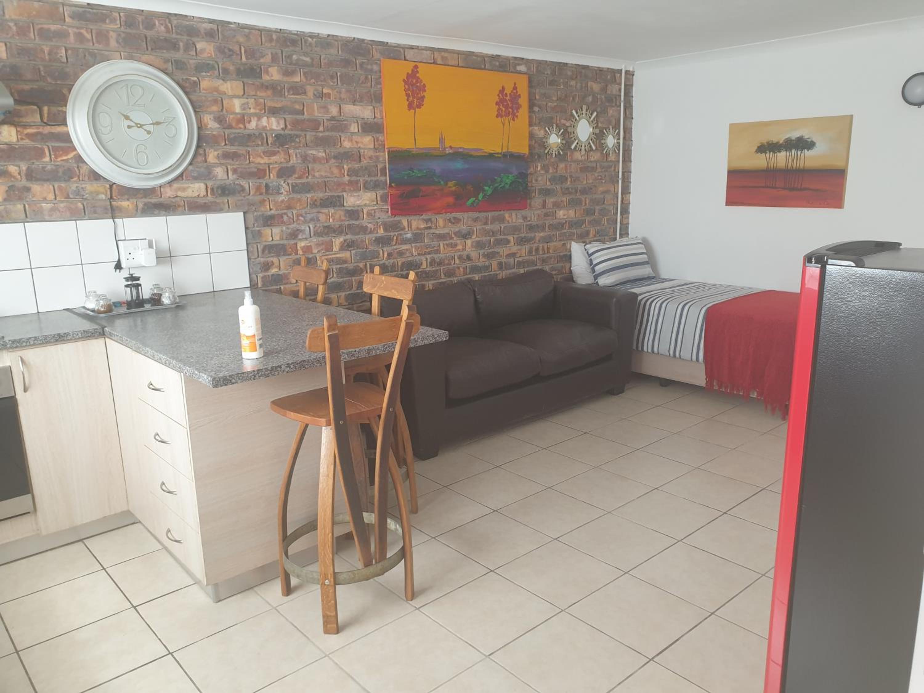 Apartment - Ground Floor - Photo 3