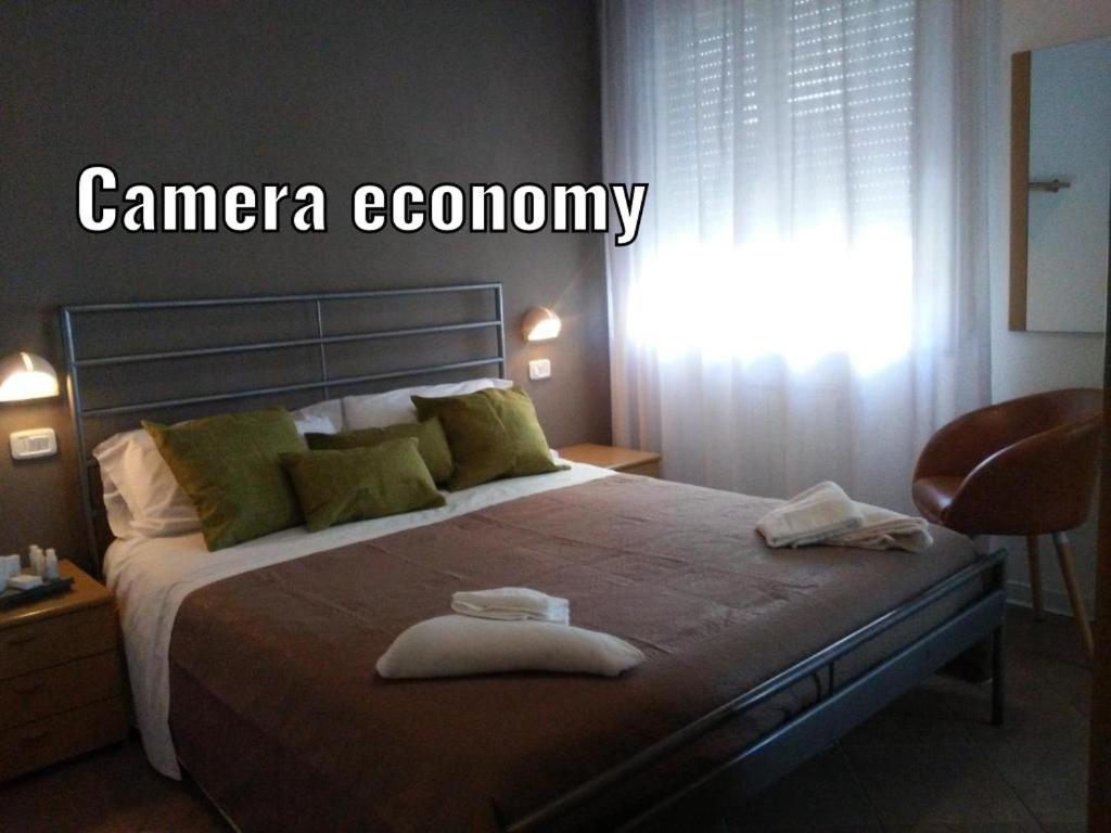 Economy Double or Twin Room - Photo 3