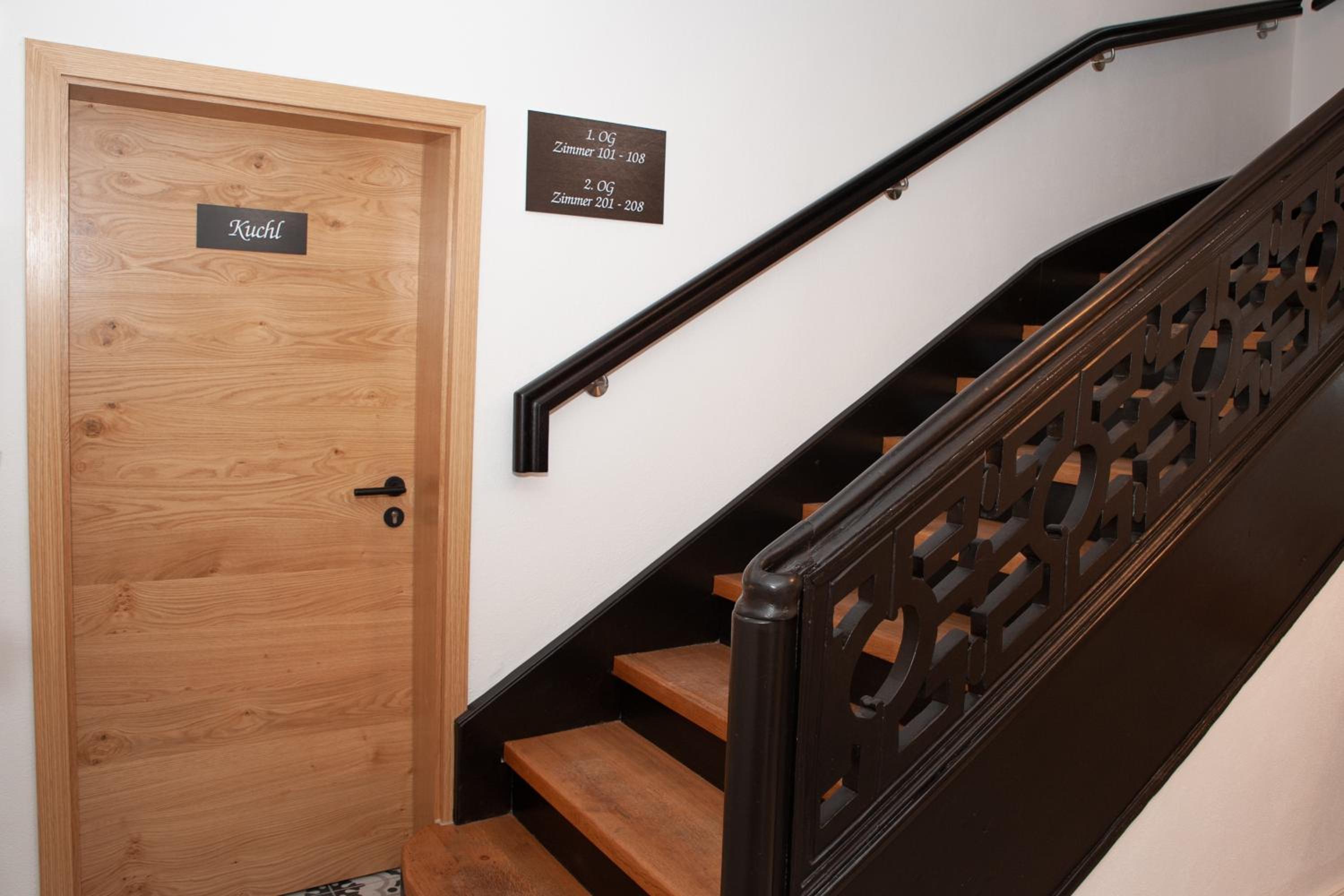 Double Room - Photo 16