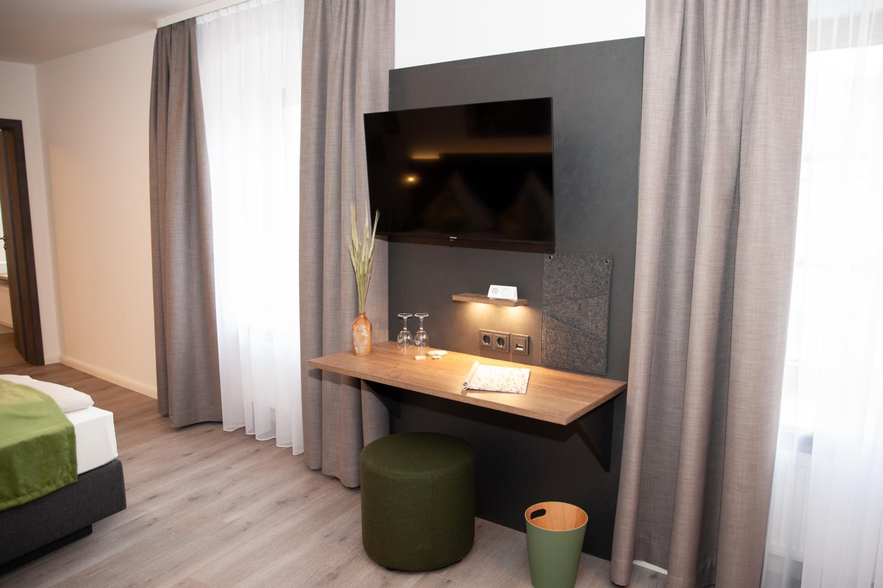 Double Room - Photo 20