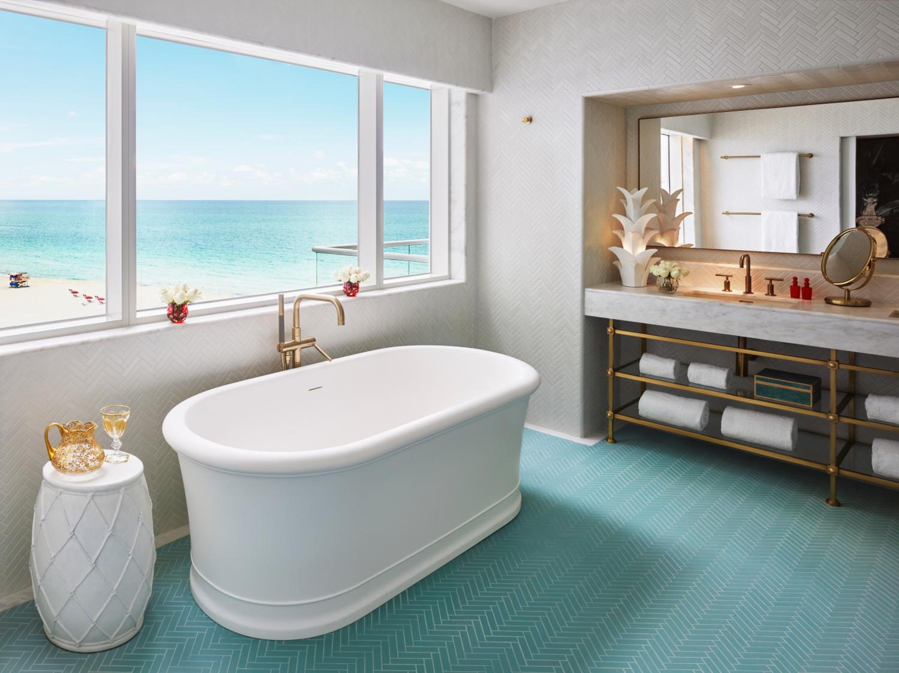 Corner King Suite with Premier Oceanfront View