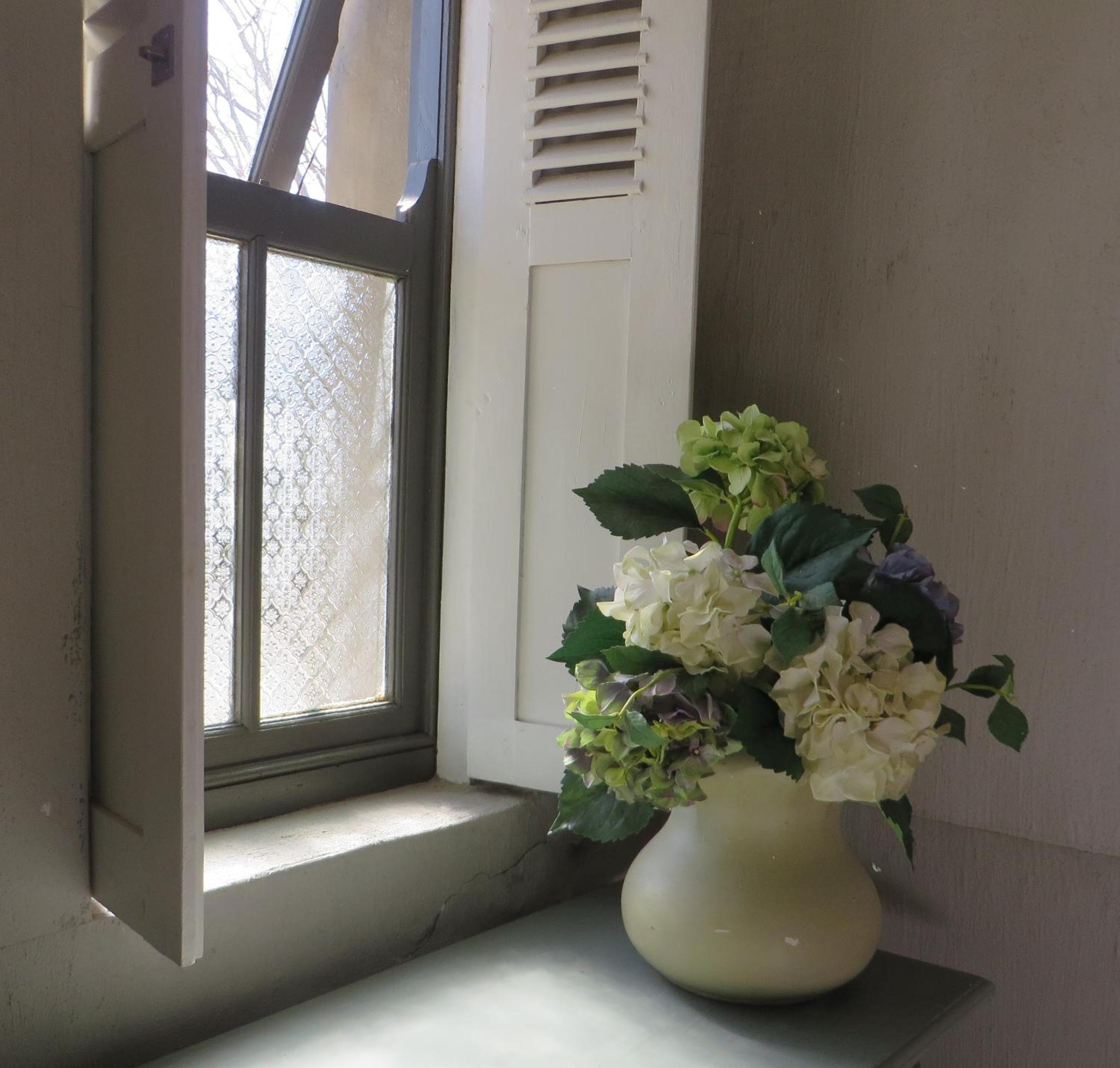 Standard Double Room - Photo 6