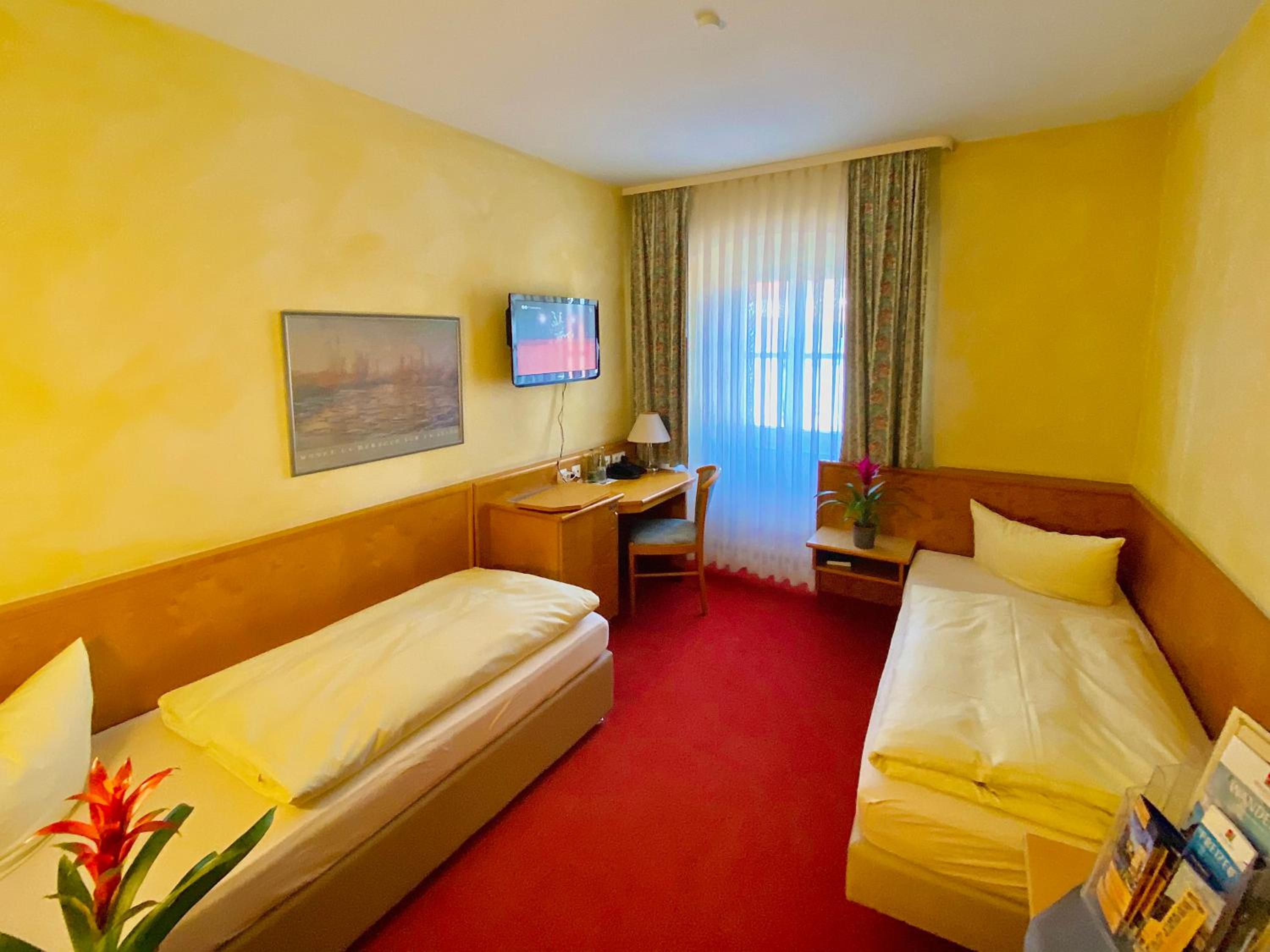 Classic Double Room - Photo 2