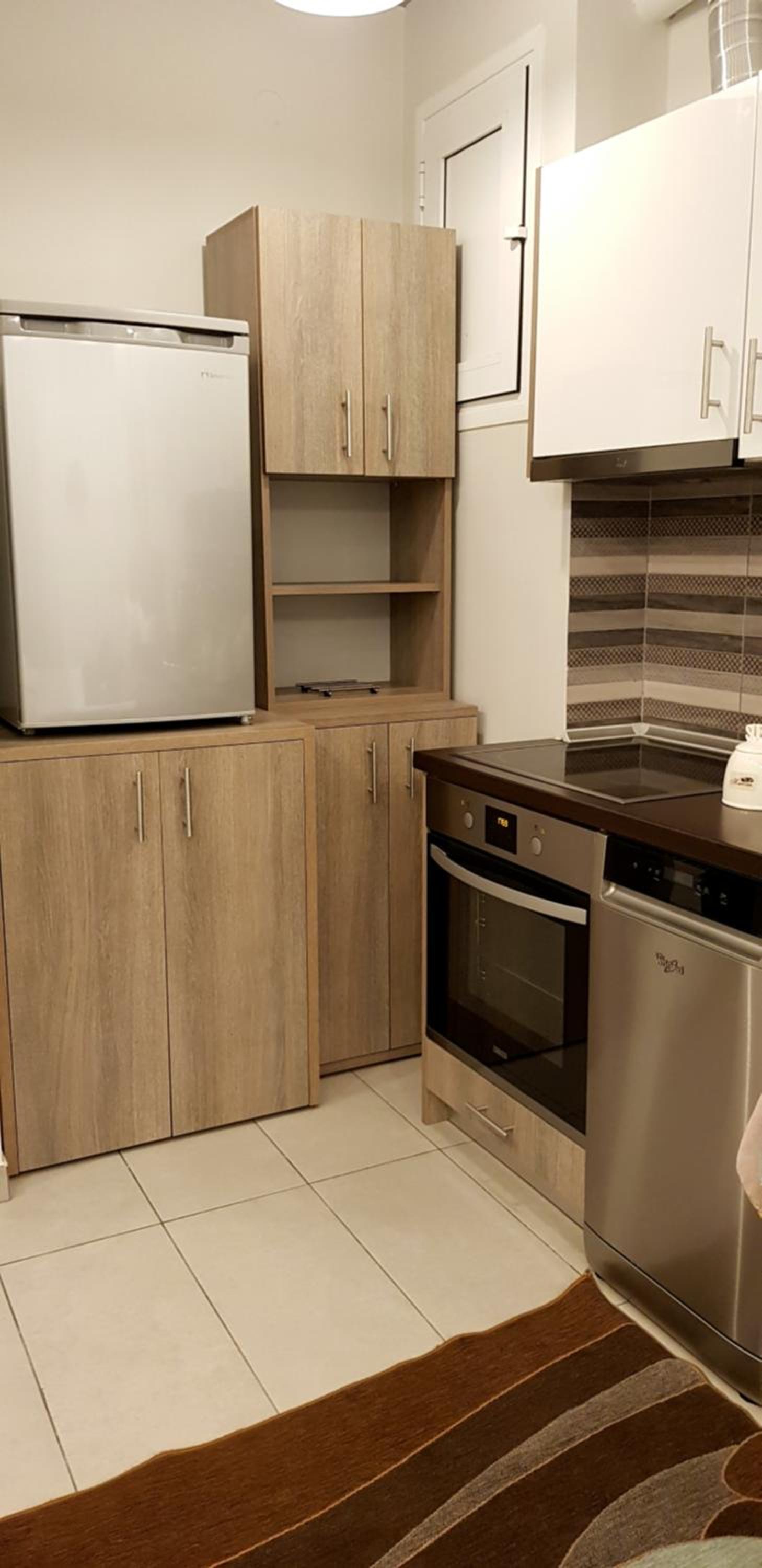 One-Bedroom Apartment - Photo 8