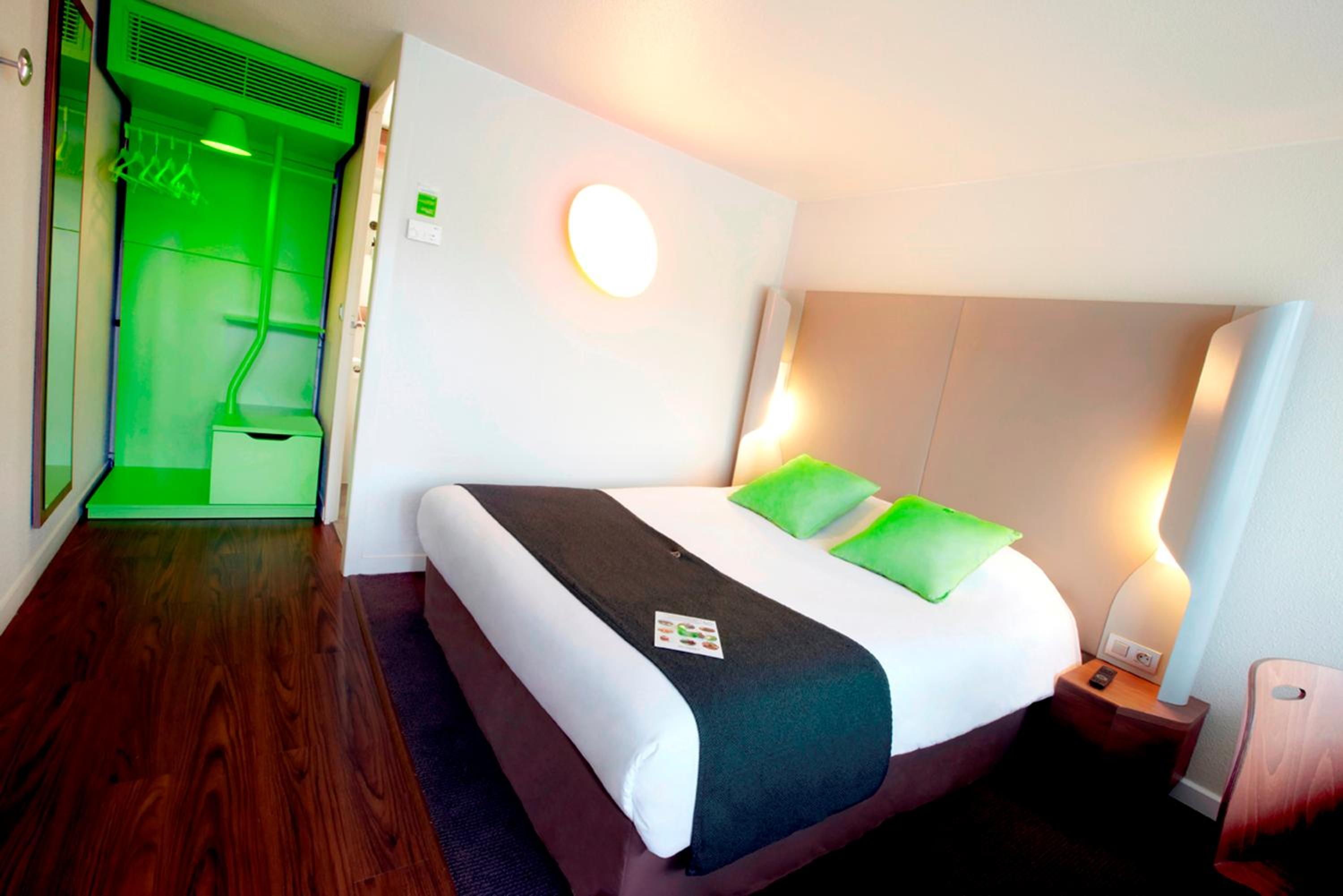 Standard Double Room - Photo 4