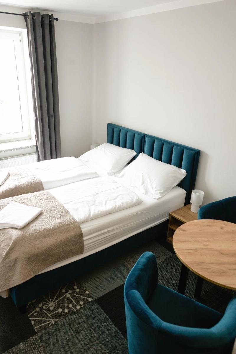 Double Room - Photo 5