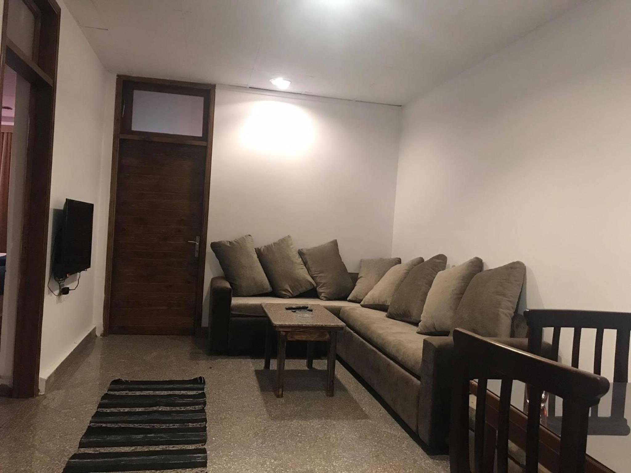 Two-Bedroom Apartment - Photo 16