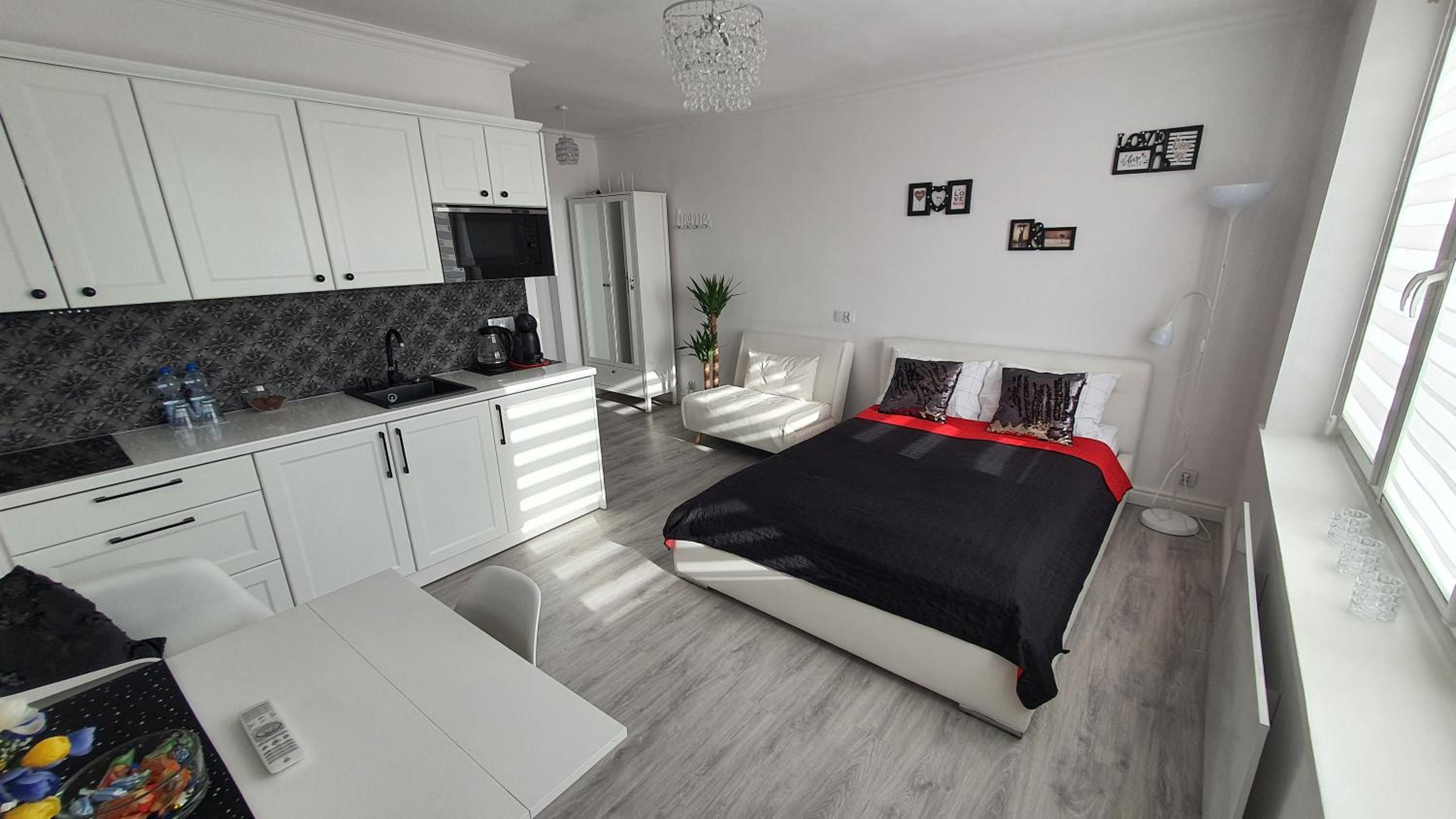 Studio Apartment photo 2
