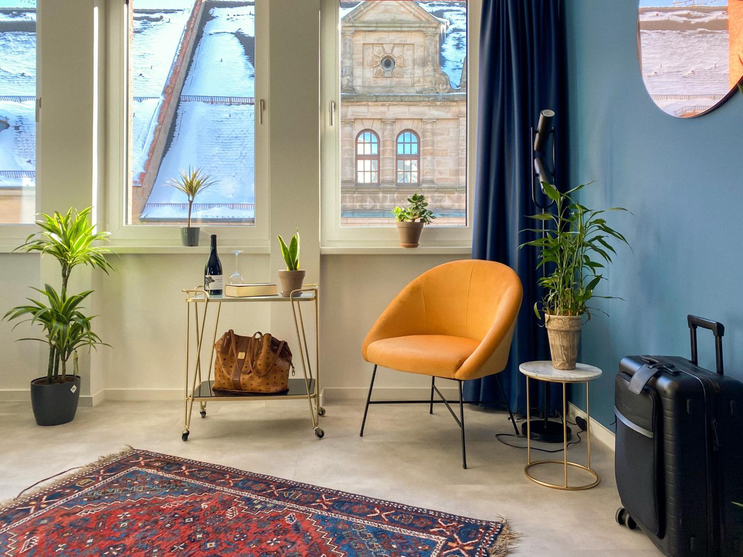 Deluxe Studio Apartment