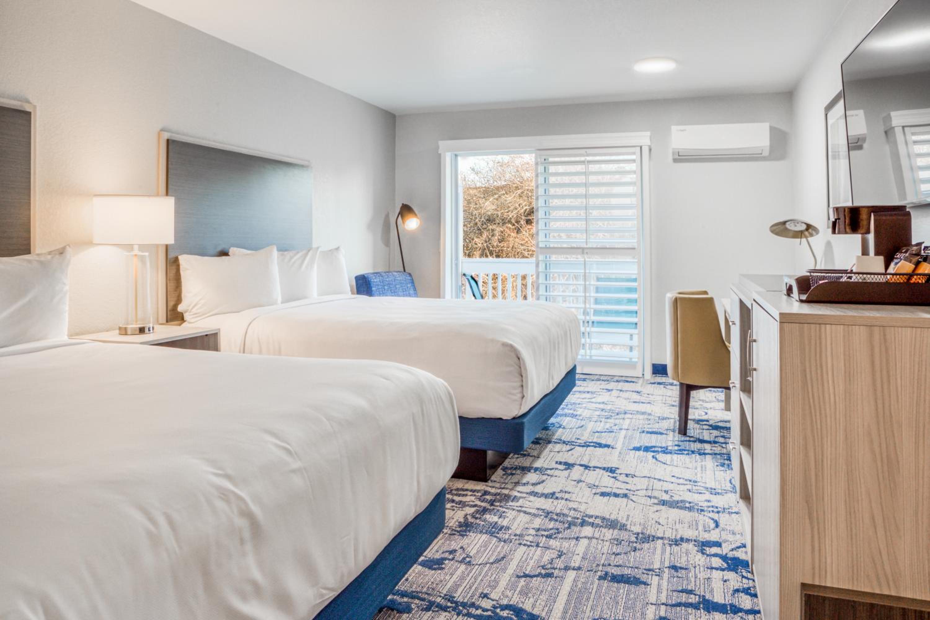 Queen Room with Two Queen Beds and Balcony