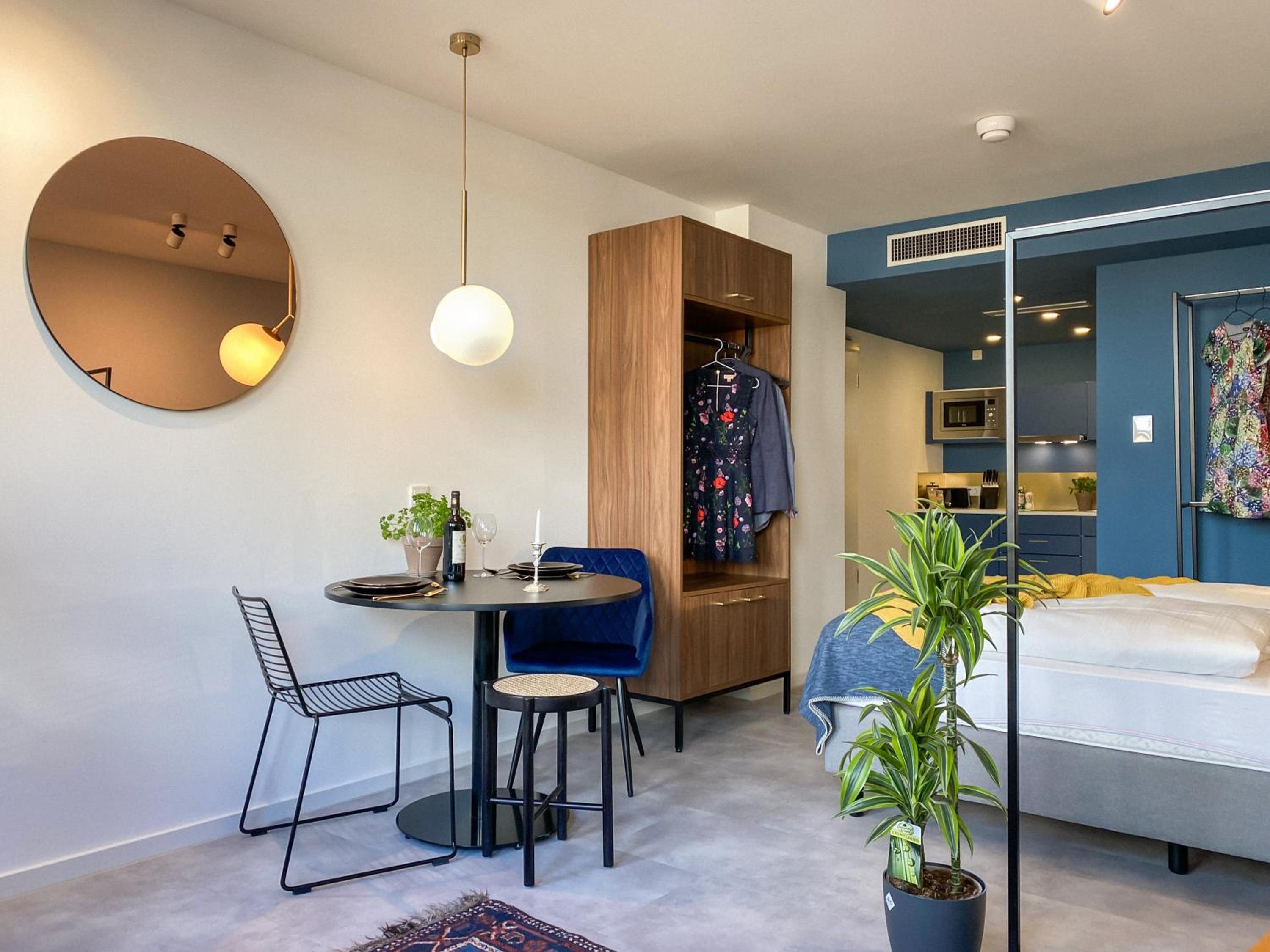 Studio Apartment - Photo 3