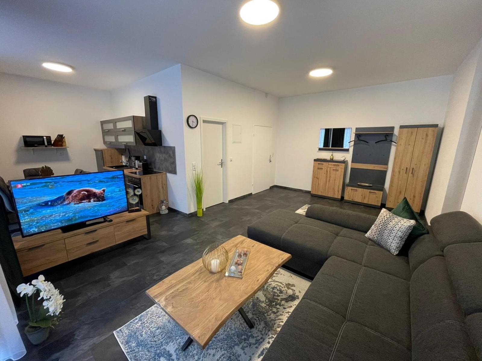 Two-Bedroom Apartment - Photo 23
