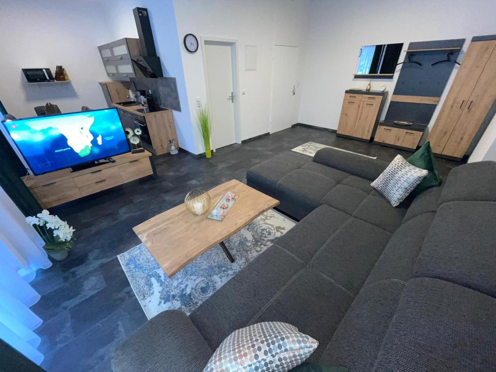 Two-Bedroom Apartment - Photo 22