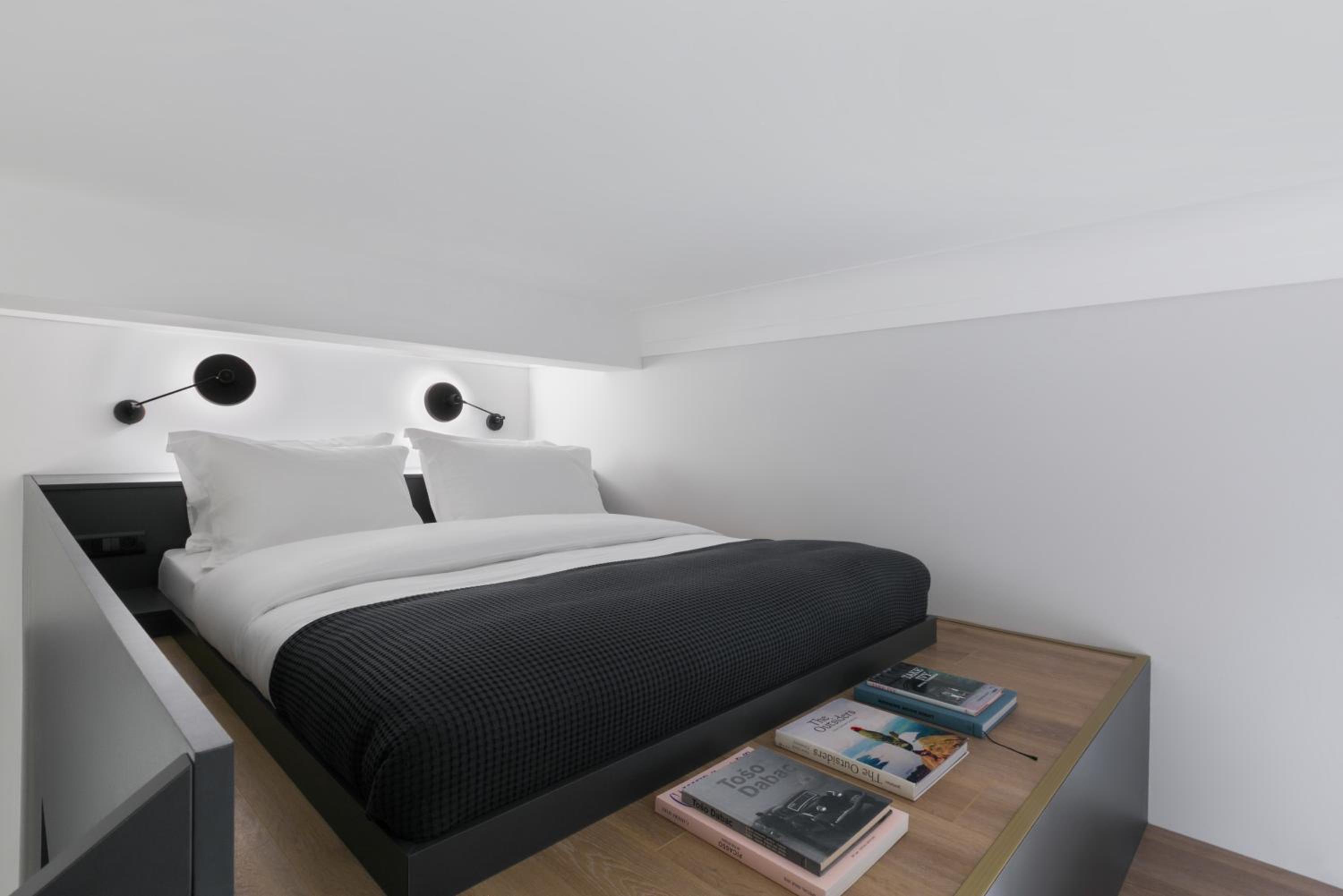 Deluxe Studio - Photo 14