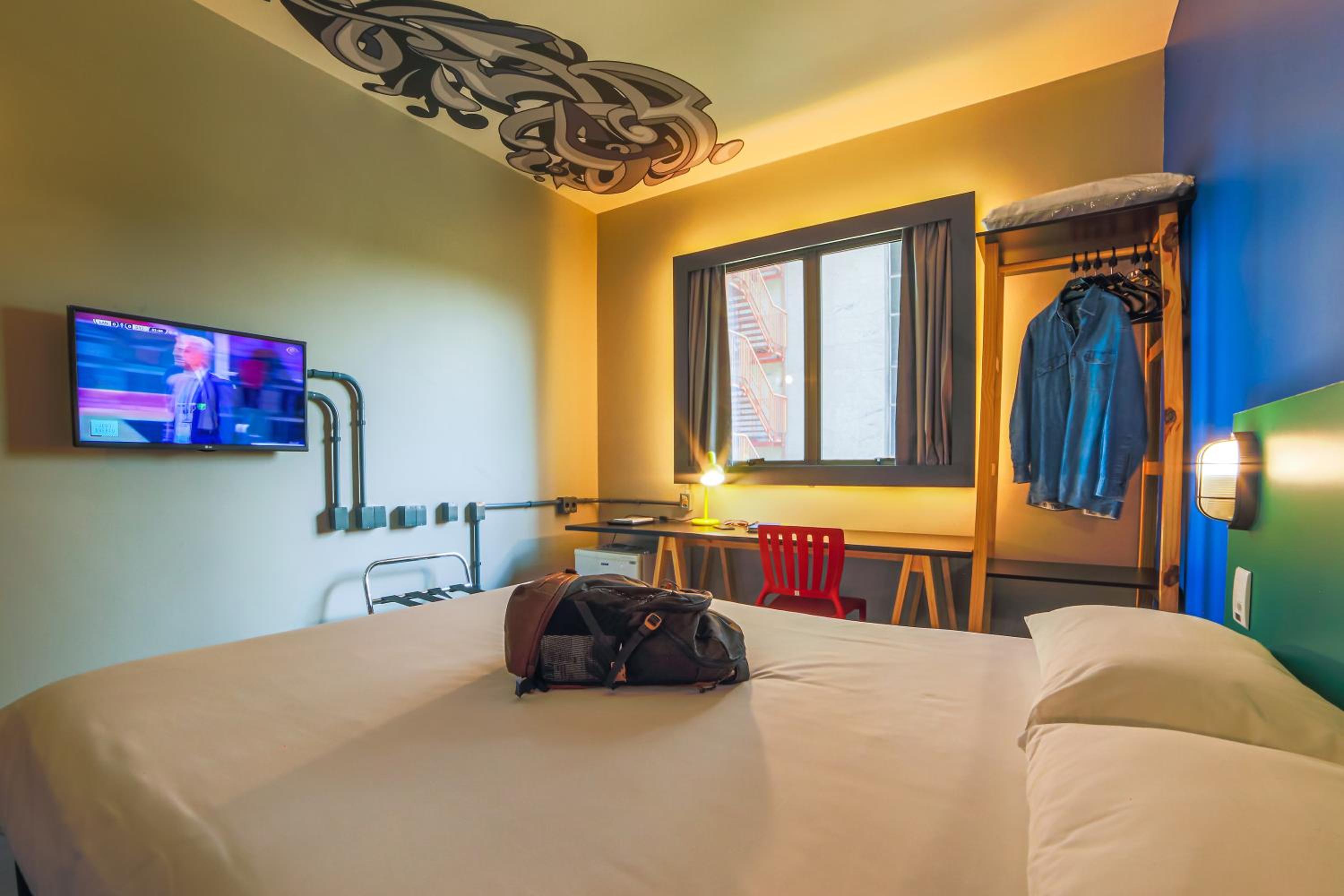 Standard Apartment with Double Bed - Photo 9