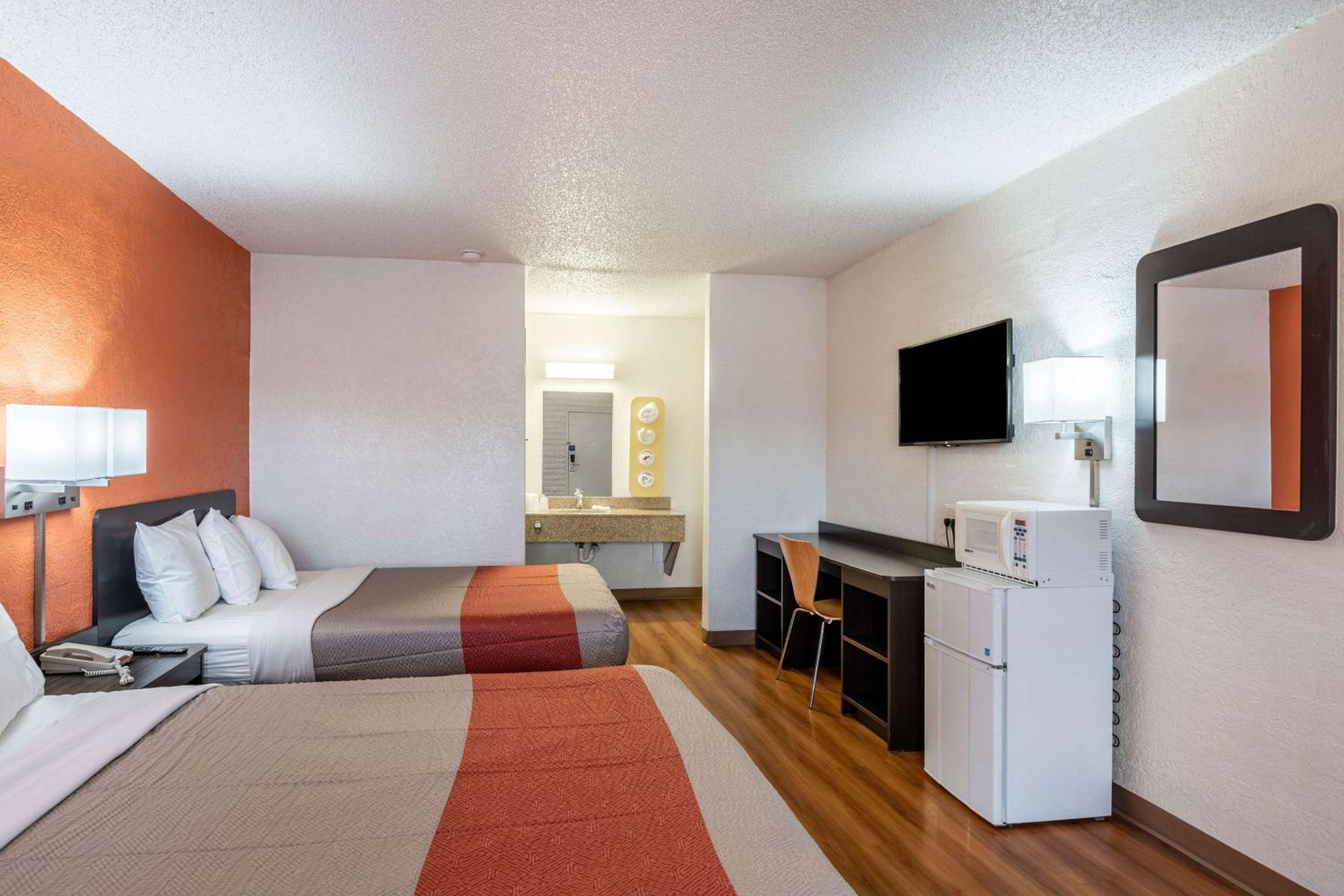 Queen Room with Two Queen Beds - Disability Access - Non-Smoking photo 1